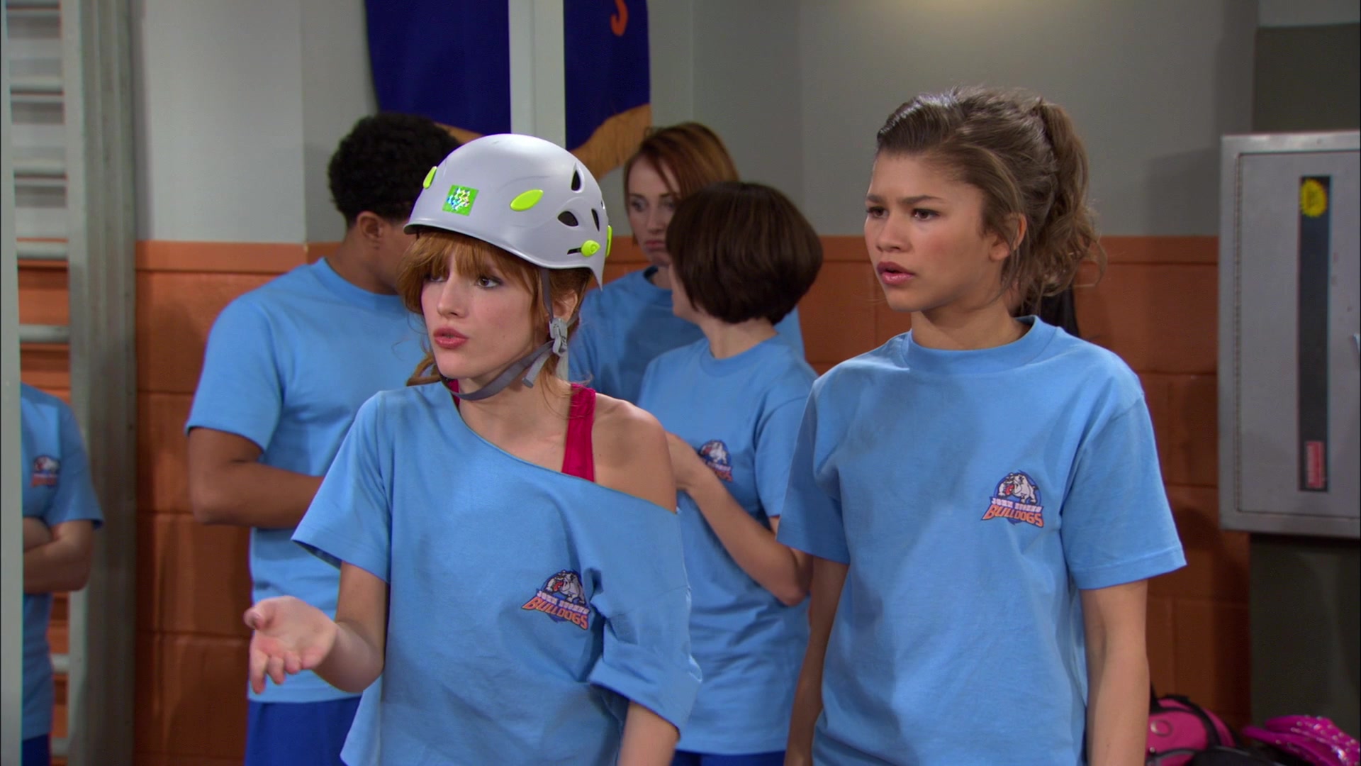 Shake_It_Up_S01E16_1080p_BTD_002804.jpg