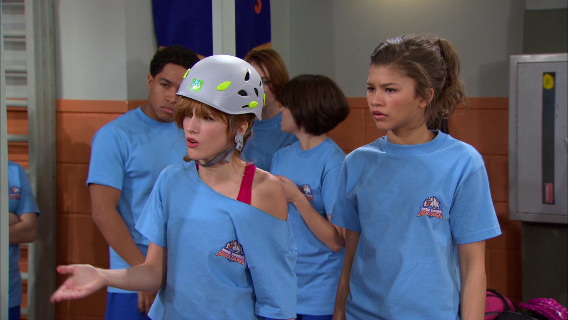 Shake_It_Up_S01E16_1080p_BTD_002806.jpg