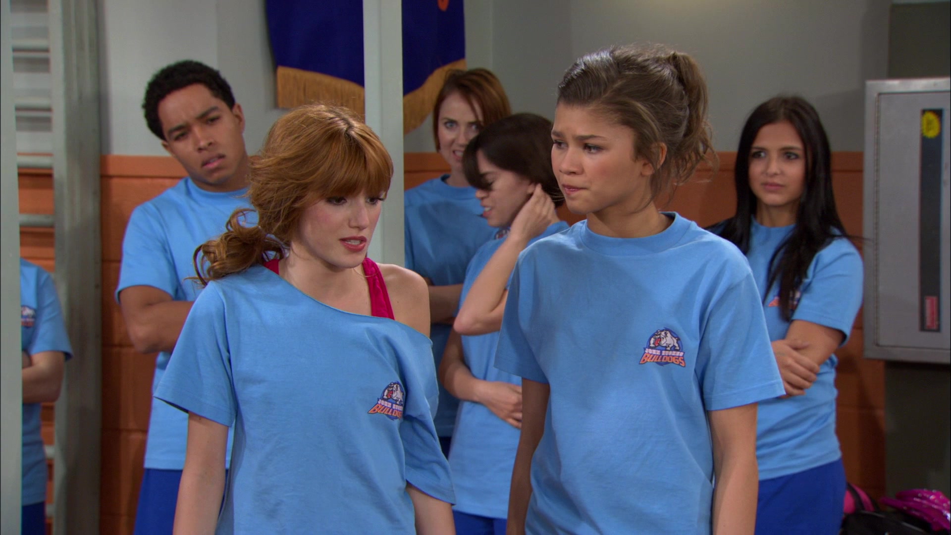 Shake_It_Up_S01E16_1080p_BTD_002833.jpg