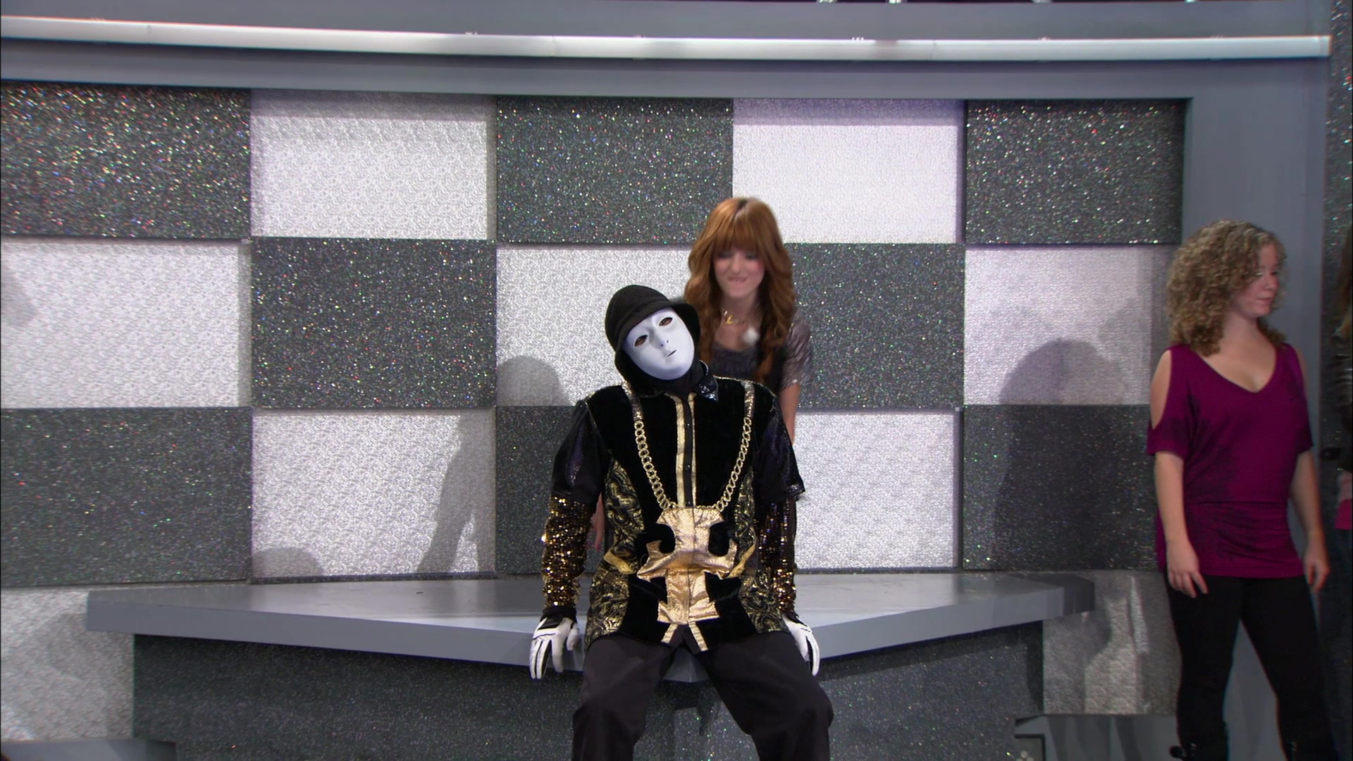 Shake_It_Up_S01E17_1080p_BTD_000635.jpg Shake_It_Up_S01E17_1080p_BTD_000635.jpg