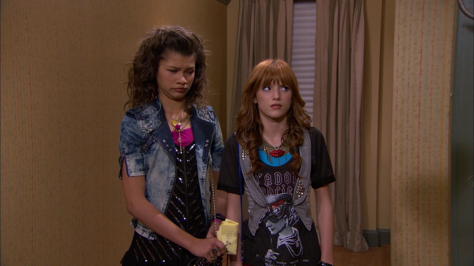 Shake_It_Up_S01E17_1080p_BTD_001162.jpg