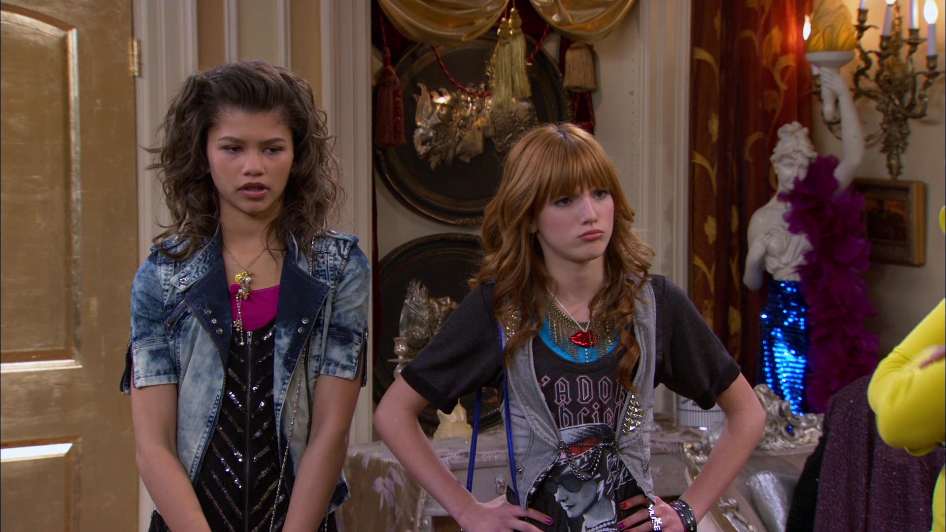 Shake_It_Up_S01E17_1080p_BTD_001272.jpg
