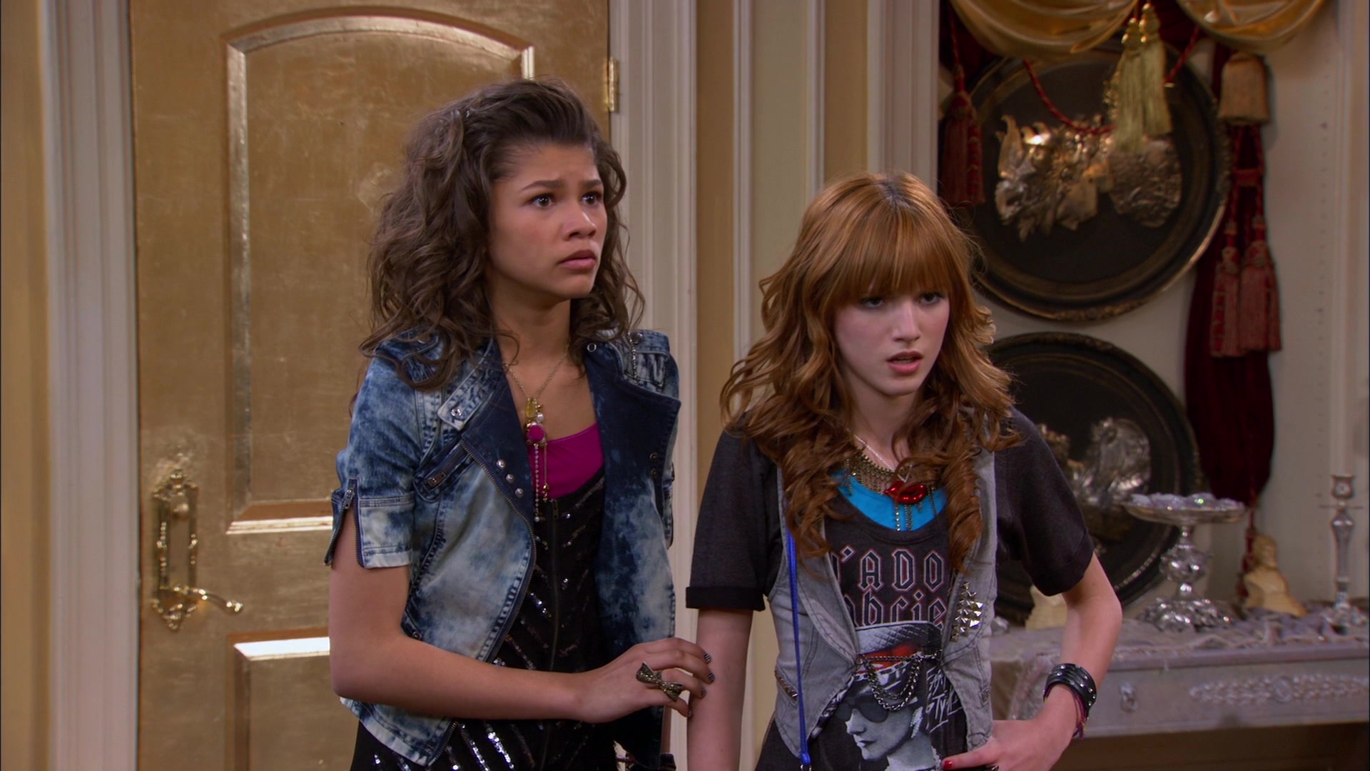 Shake_It_Up_S01E17_1080p_BTD_001396.jpg