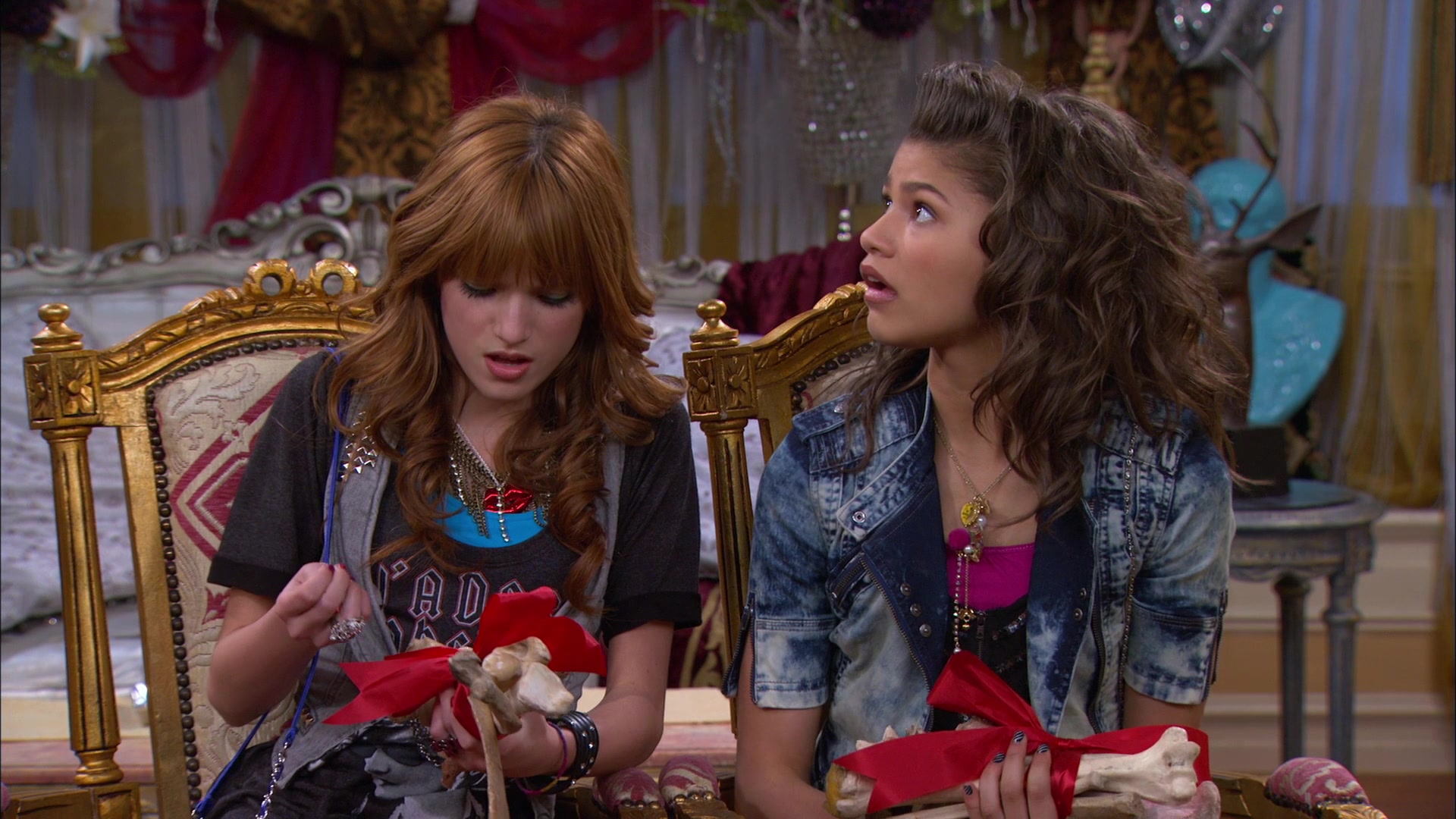 Shake_It_Up_S01E17_1080p_BTD_001437.jpg
