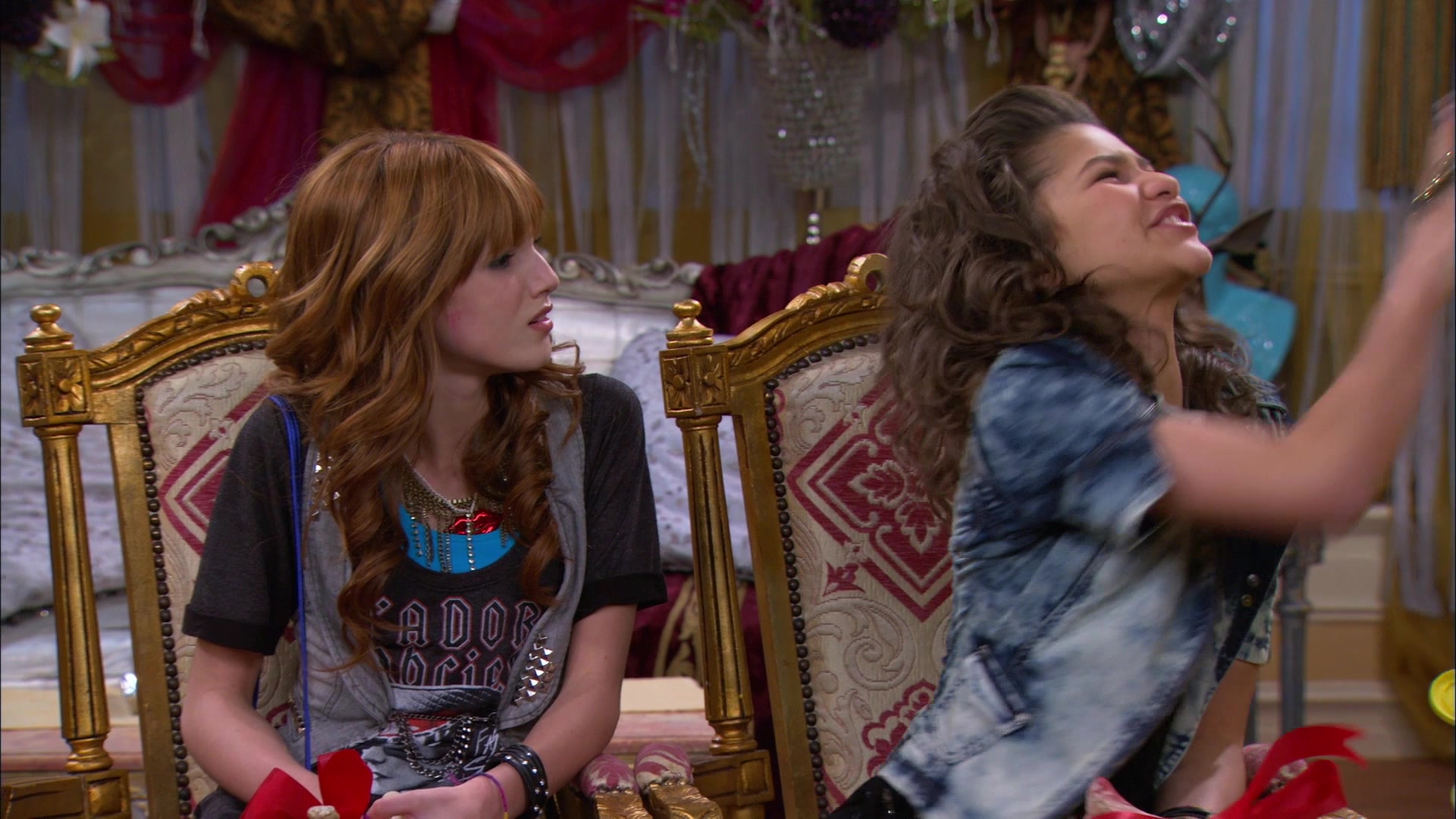 Shake_It_Up_S01E17_1080p_BTD_001463.jpg