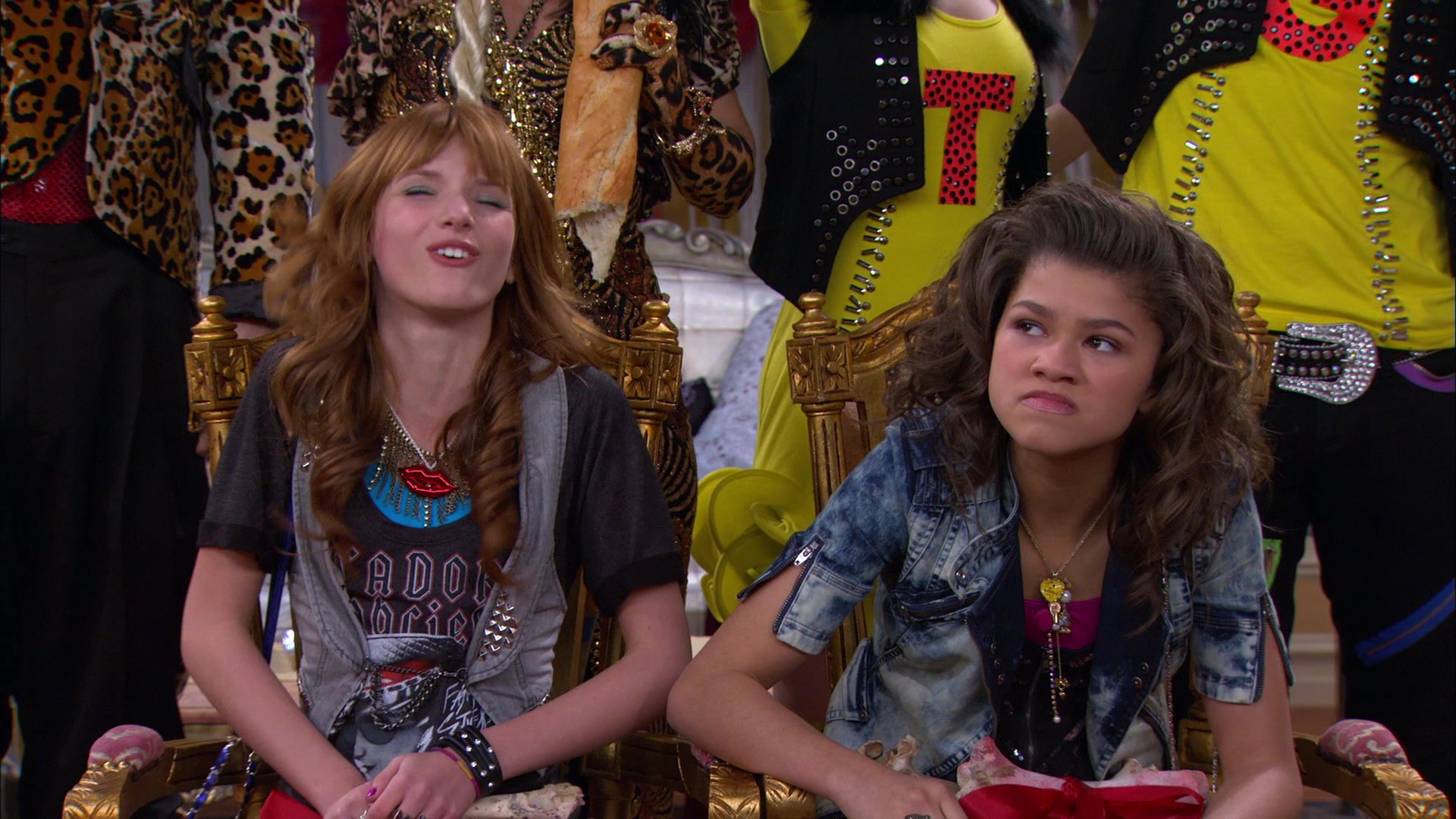 Shake_It_Up_S01E17_1080p_BTD_001595.jpg
