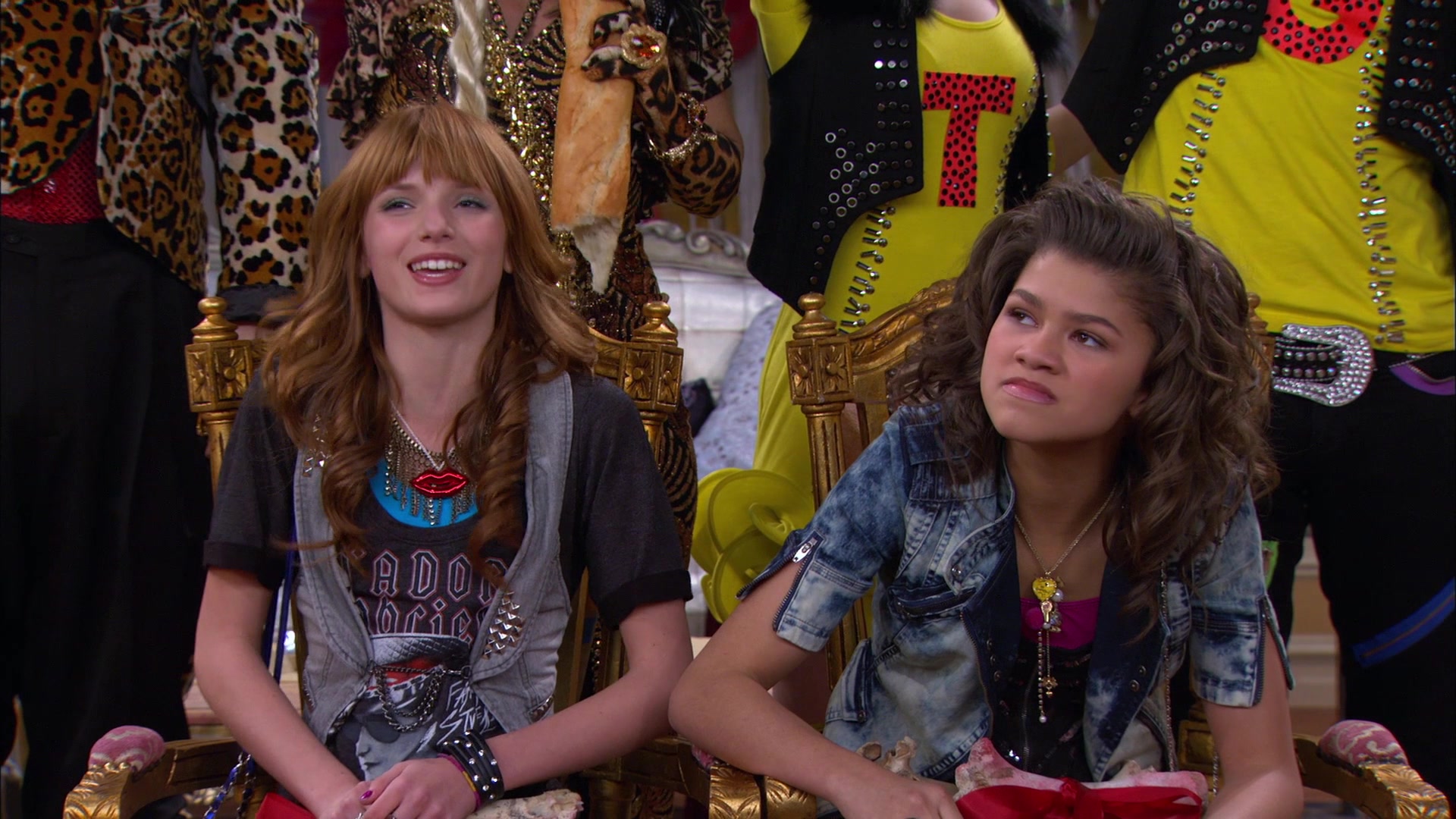 Shake_It_Up_S01E17_1080p_BTD_001596.jpg