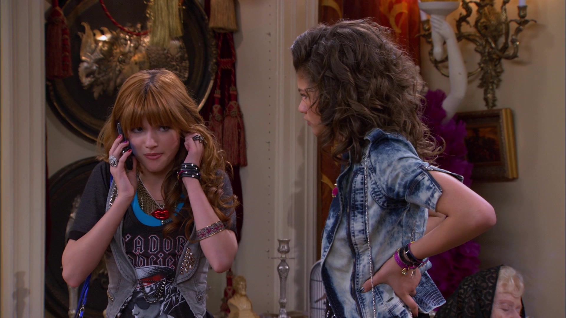 Shake_It_Up_S01E17_1080p_BTD_001783.jpg