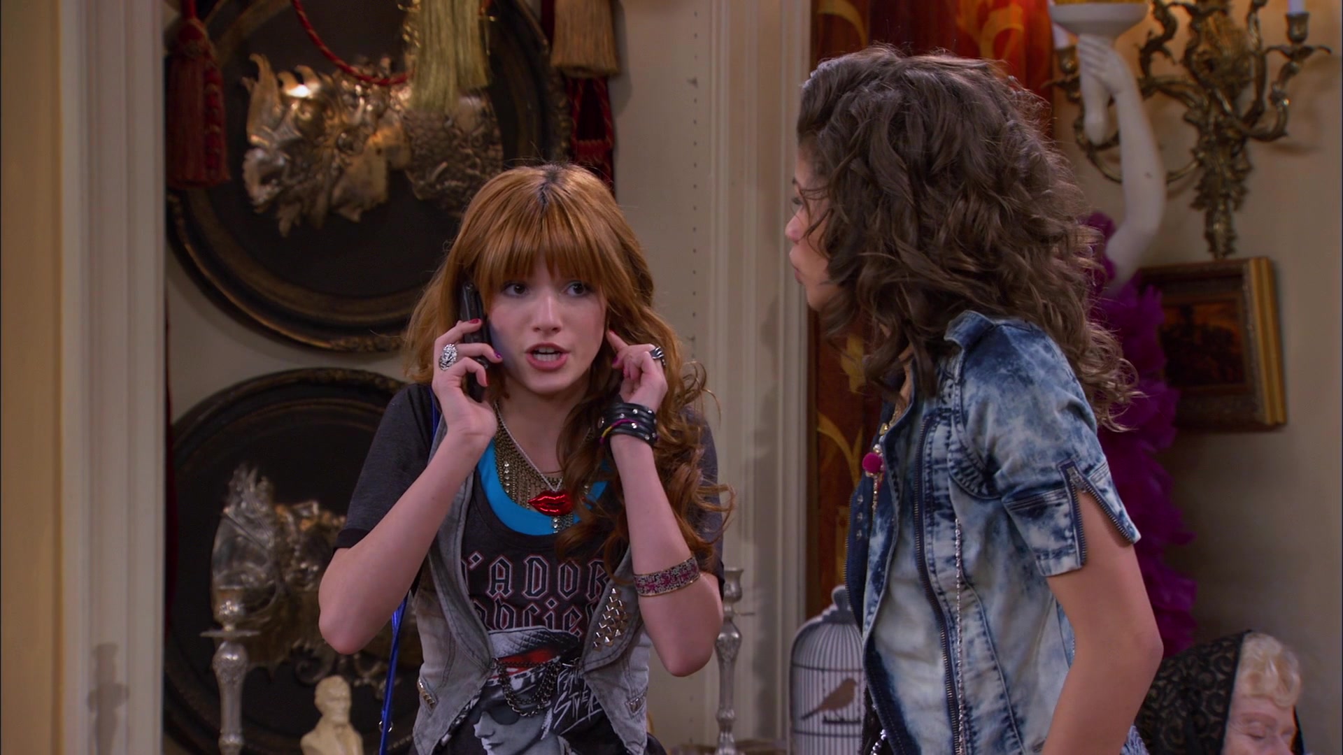 Shake_It_Up_S01E17_1080p_BTD_001792.jpg