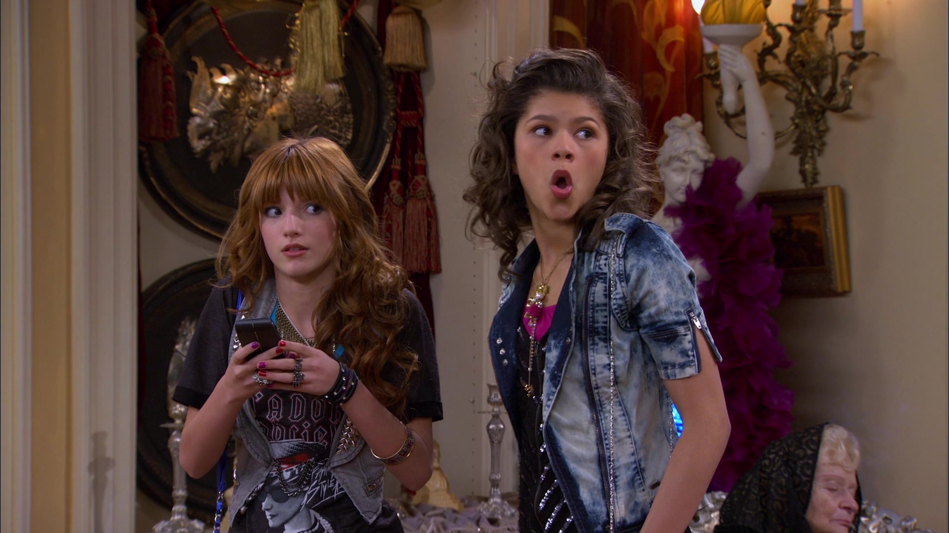 Shake_It_Up_S01E17_1080p_BTD_001808.jpg