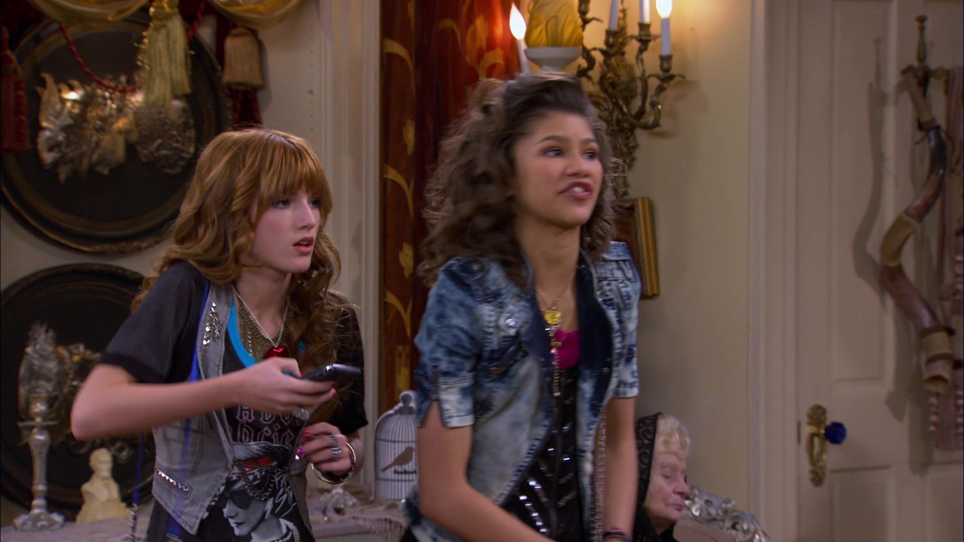 Shake_It_Up_S01E17_1080p_BTD_001818.jpg
