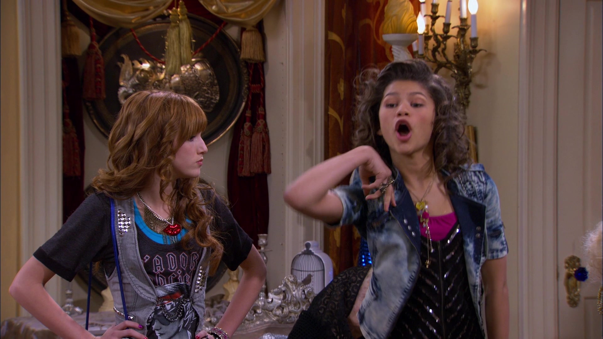 Shake_It_Up_S01E17_1080p_BTD_001975.jpg Shake_It_Up_S01E17_1080p_BTD_001975.jpg