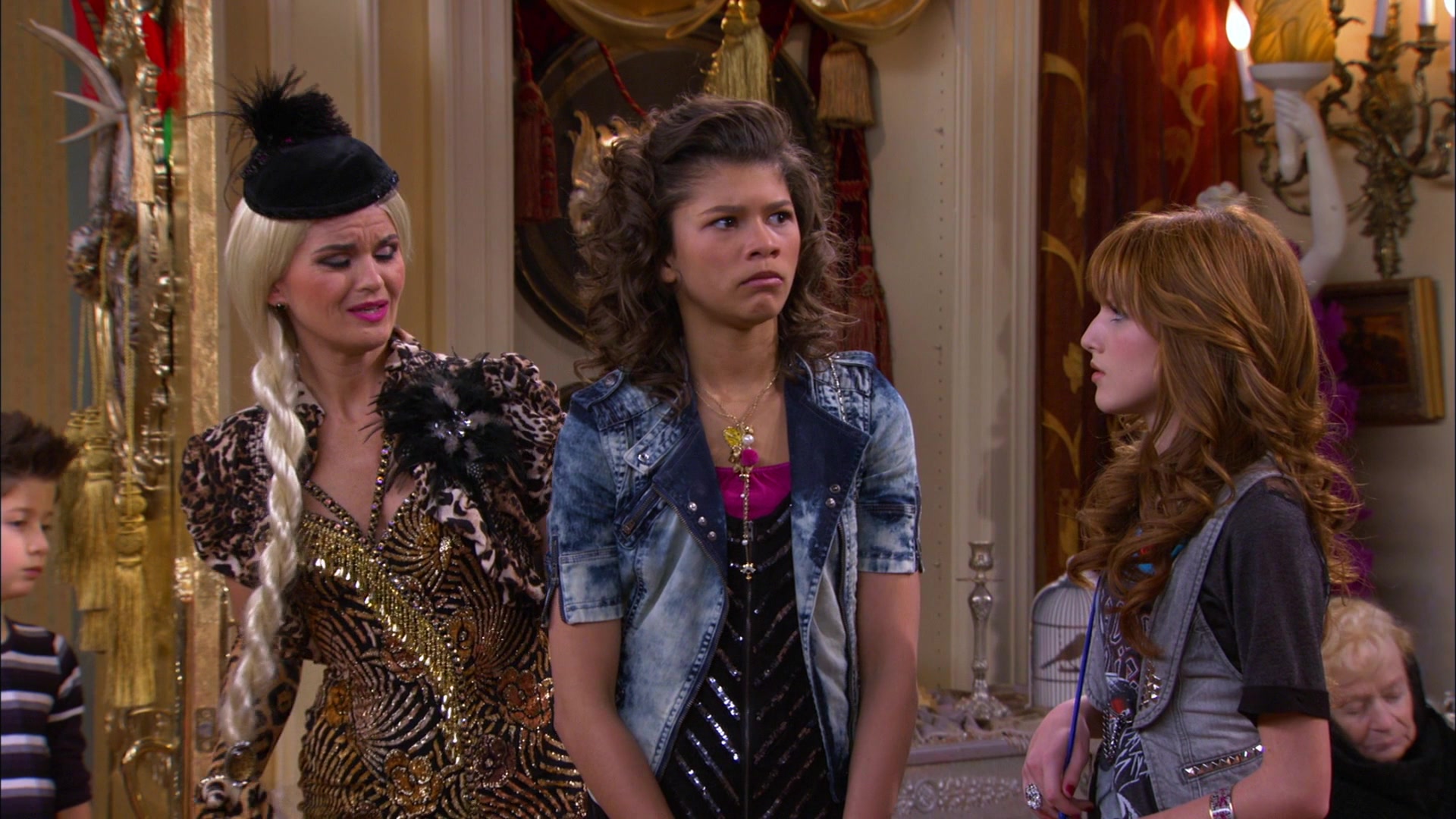 Shake_It_Up_S01E17_1080p_BTD_002658.jpg