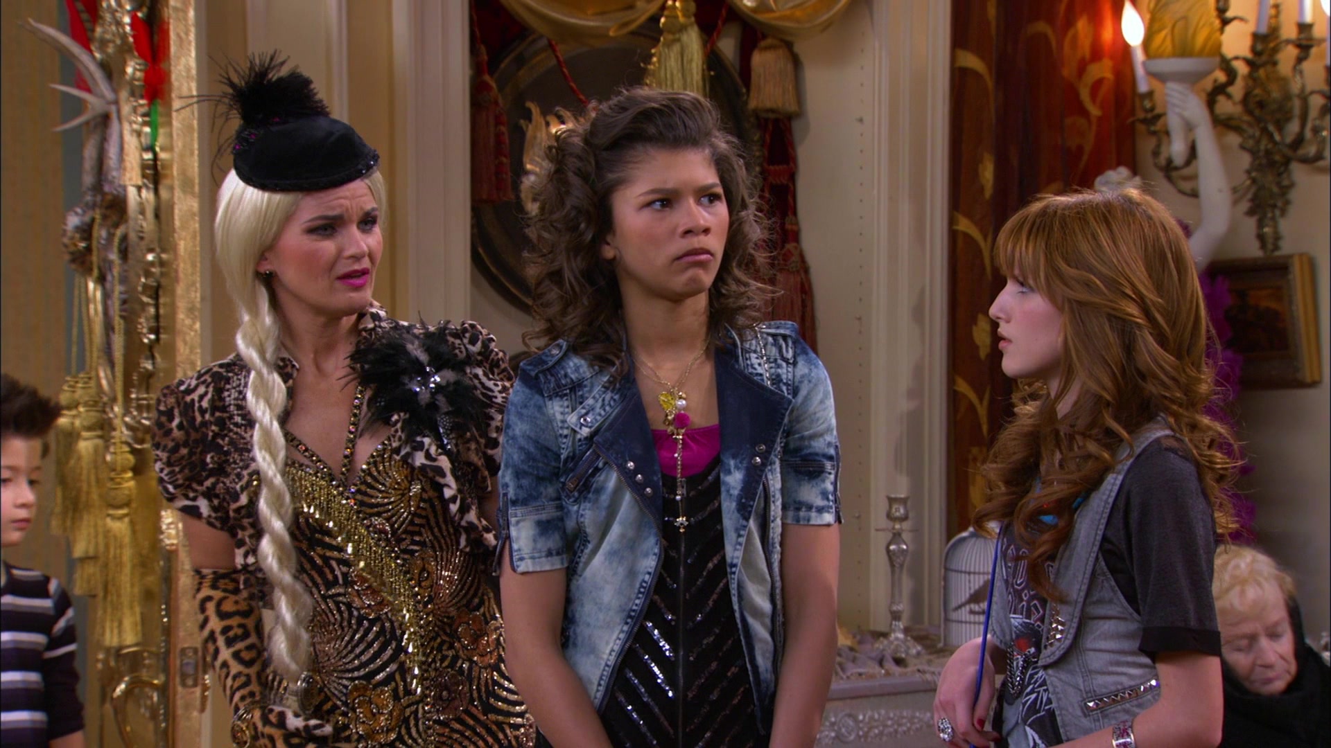 Shake_It_Up_S01E17_1080p_BTD_002659.jpg