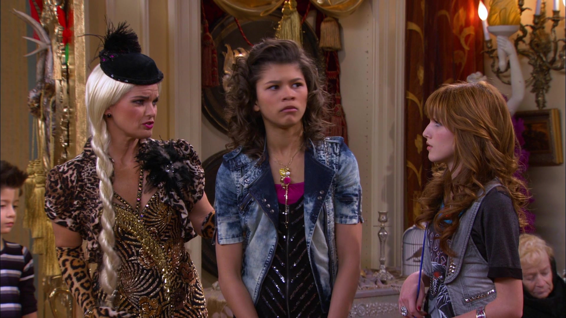 Shake_It_Up_S01E17_1080p_BTD_002660.jpg