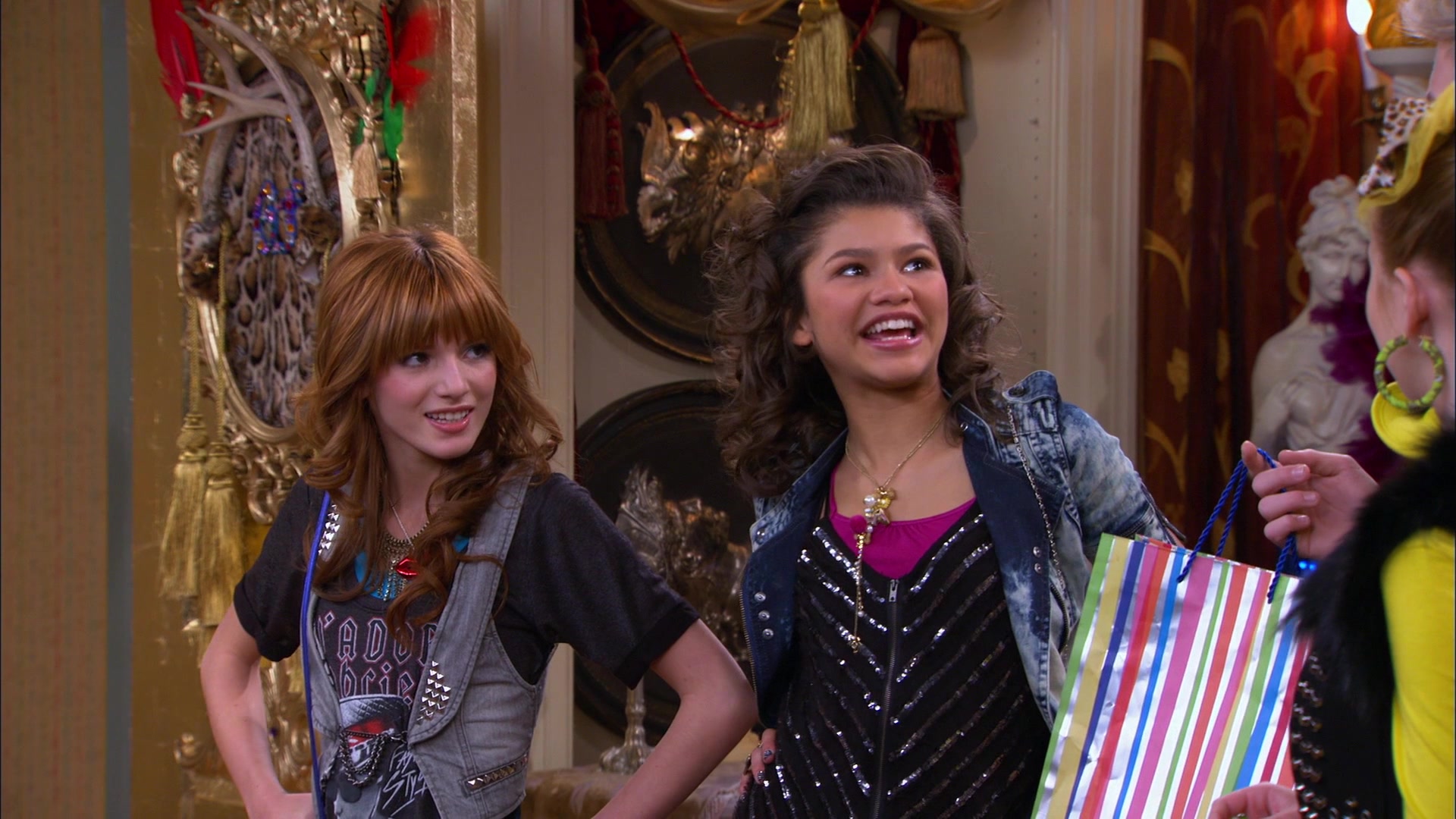 Shake_It_Up_S01E17_1080p_BTD_002786.jpg Shake_It_Up_S01E17_1080p_BTD_002786.jpg
