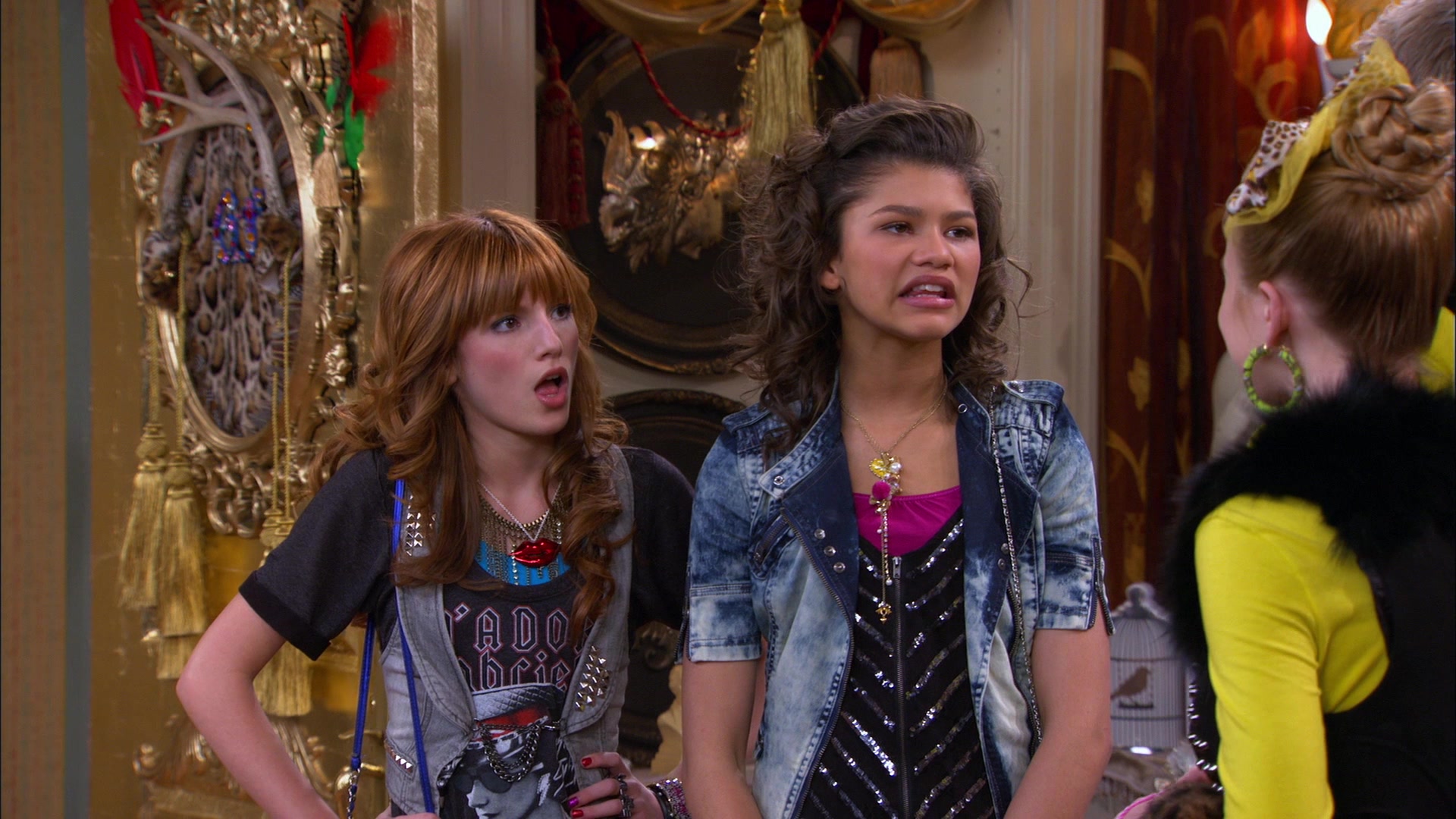 Shake_It_Up_S01E17_1080p_BTD_002846.jpg