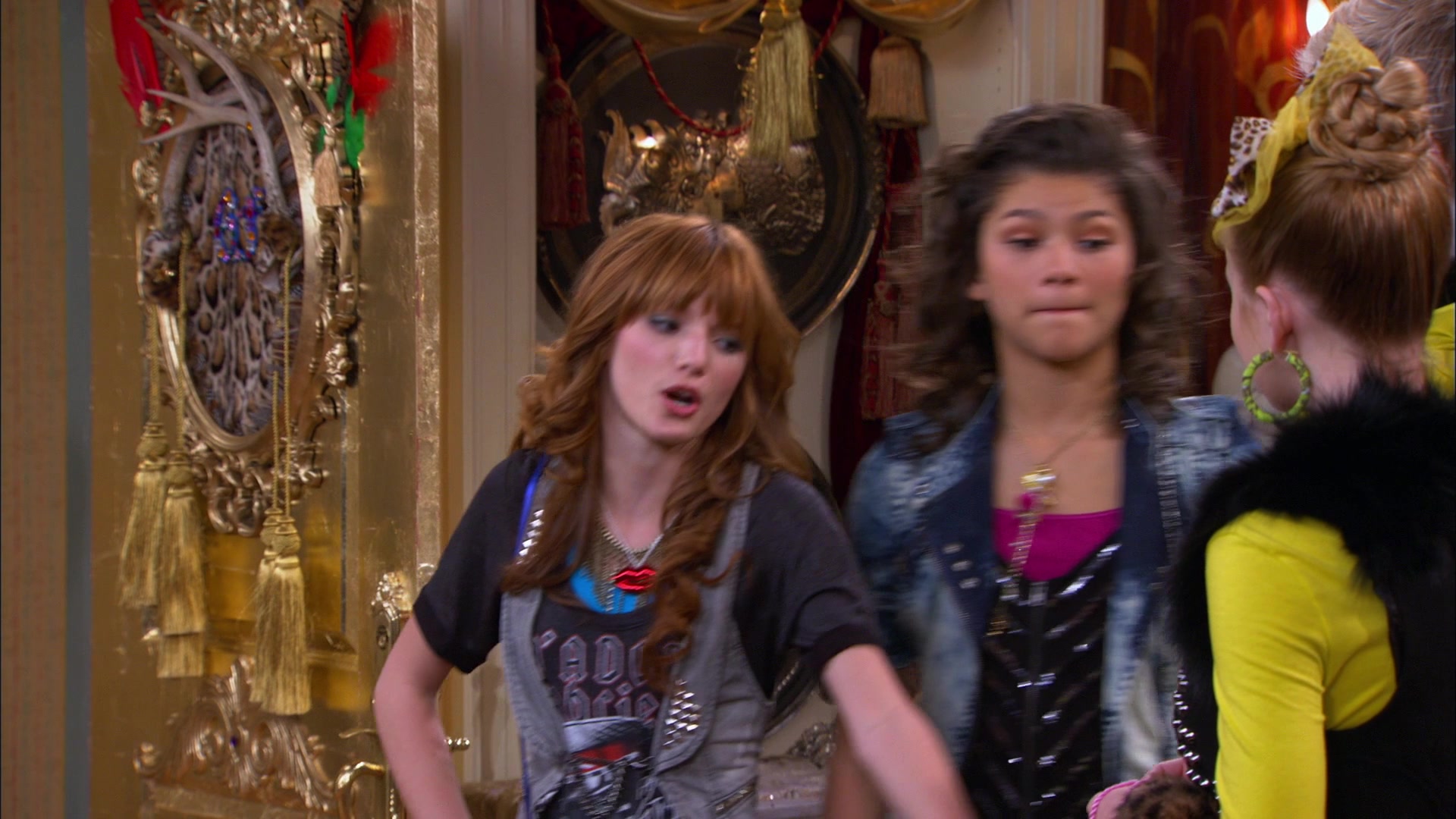 Shake_It_Up_S01E17_1080p_BTD_002853.jpg Shake_It_Up_S01E17_1080p_BTD_002853.jpg