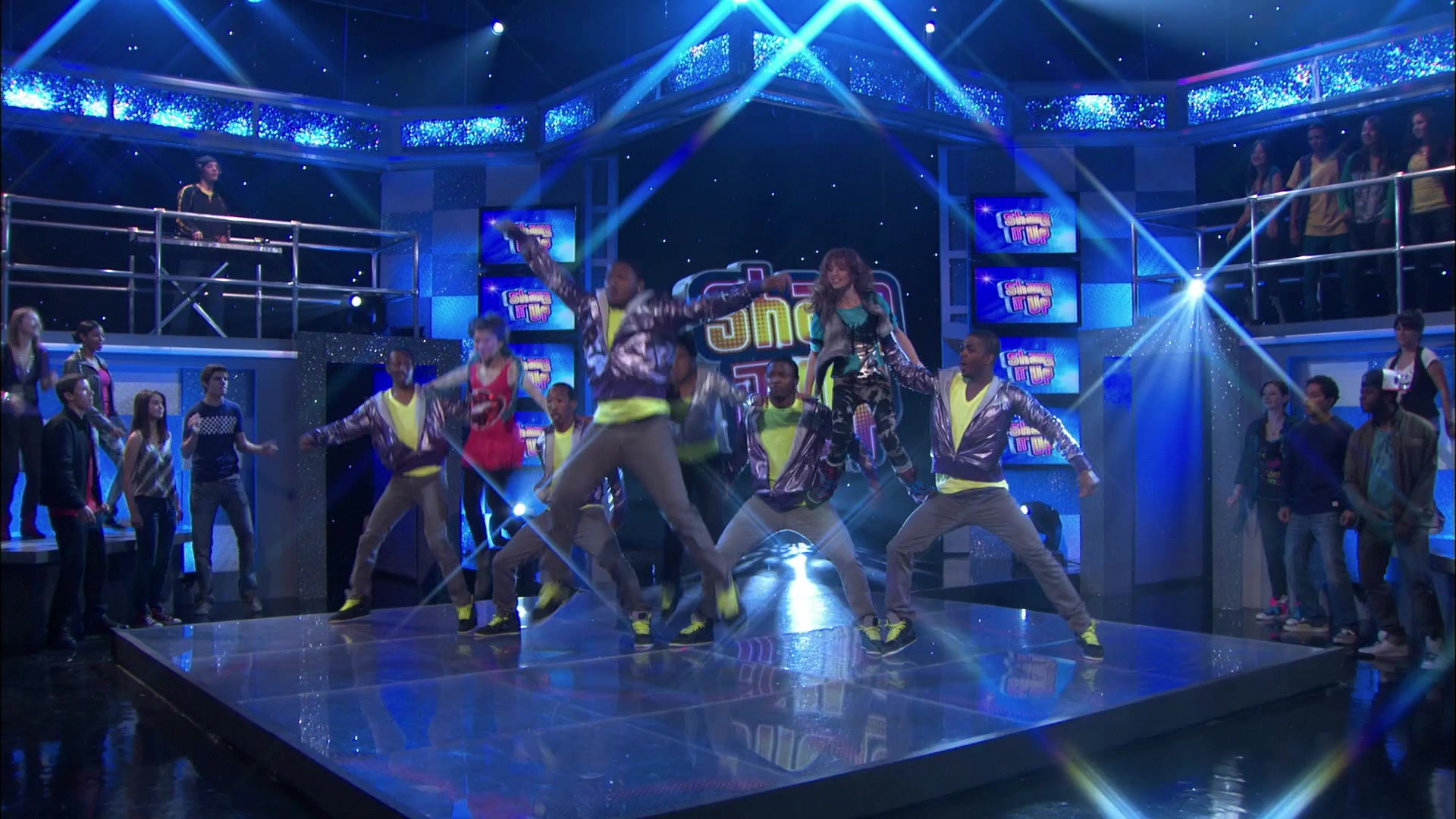 Shake_It_Up_S01E18_1080p_BTD_000087.jpg