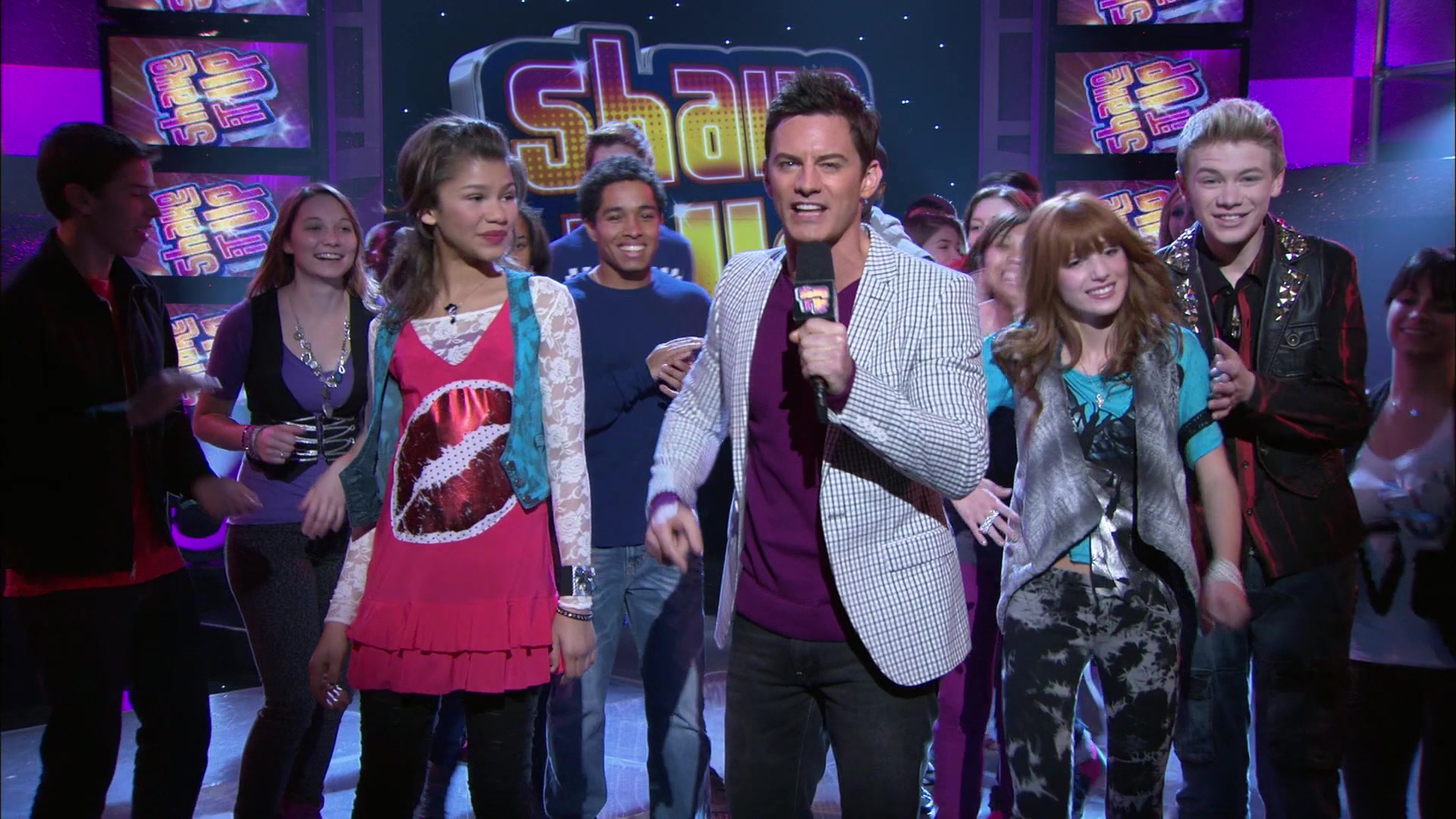 Shake_It_Up_S01E18_1080p_BTD_000130.jpg