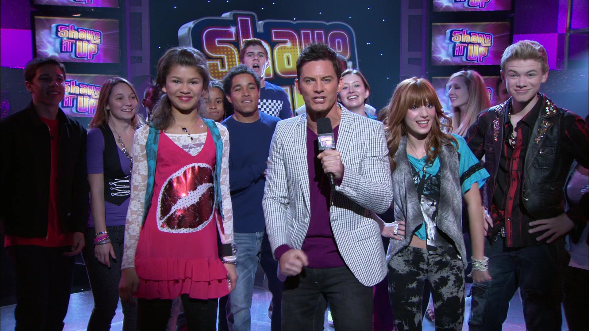 Shake_It_Up_S01E18_1080p_BTD_000132.jpg Shake_It_Up_S01E18_1080p_BTD_000132.jpg