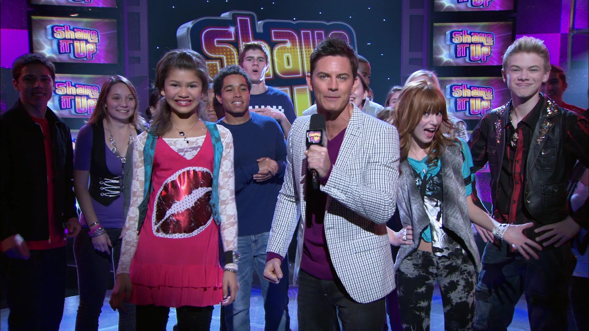 Shake_It_Up_S01E18_1080p_BTD_000133.jpg Shake_It_Up_S01E18_1080p_BTD_000133.jpg