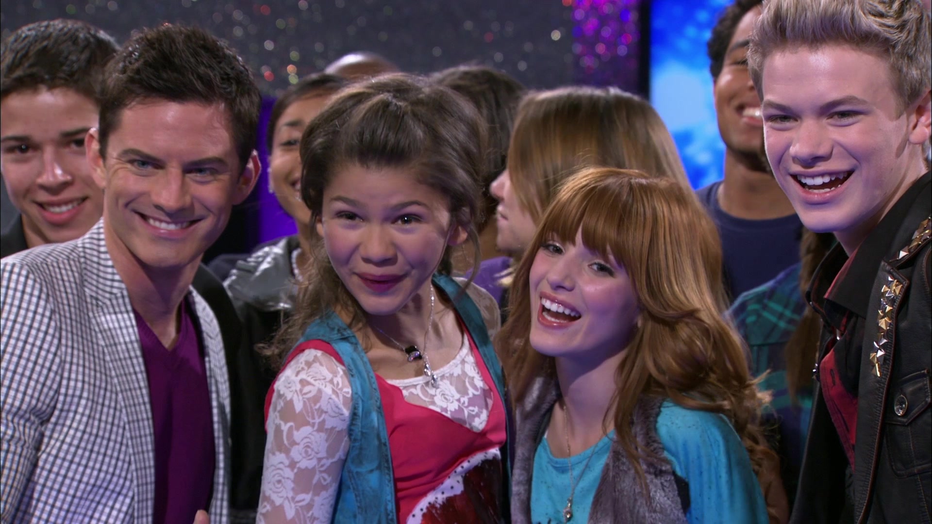 Shake_It_Up_S01E18_1080p_BTD_000193.jpg