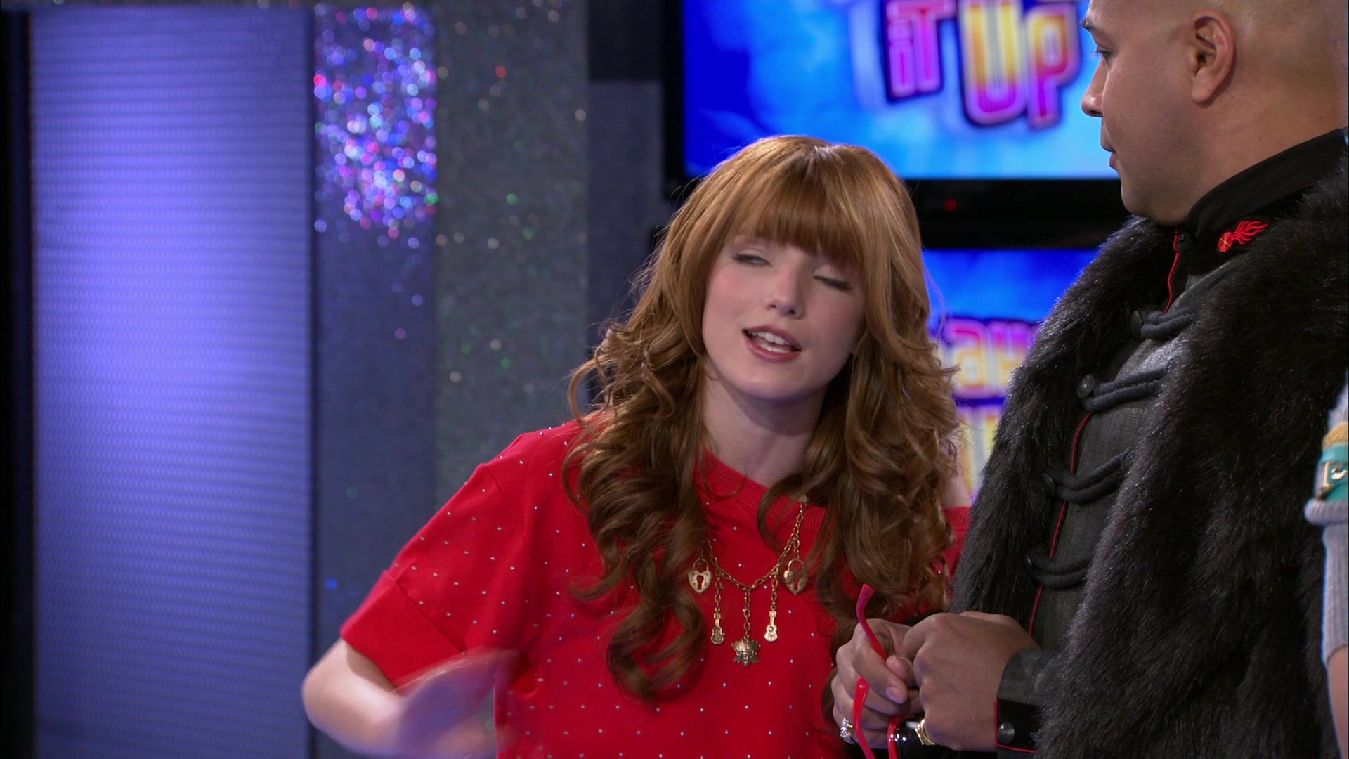 Shake_It_Up_S01E18_1080p_BTD_000583.jpg
