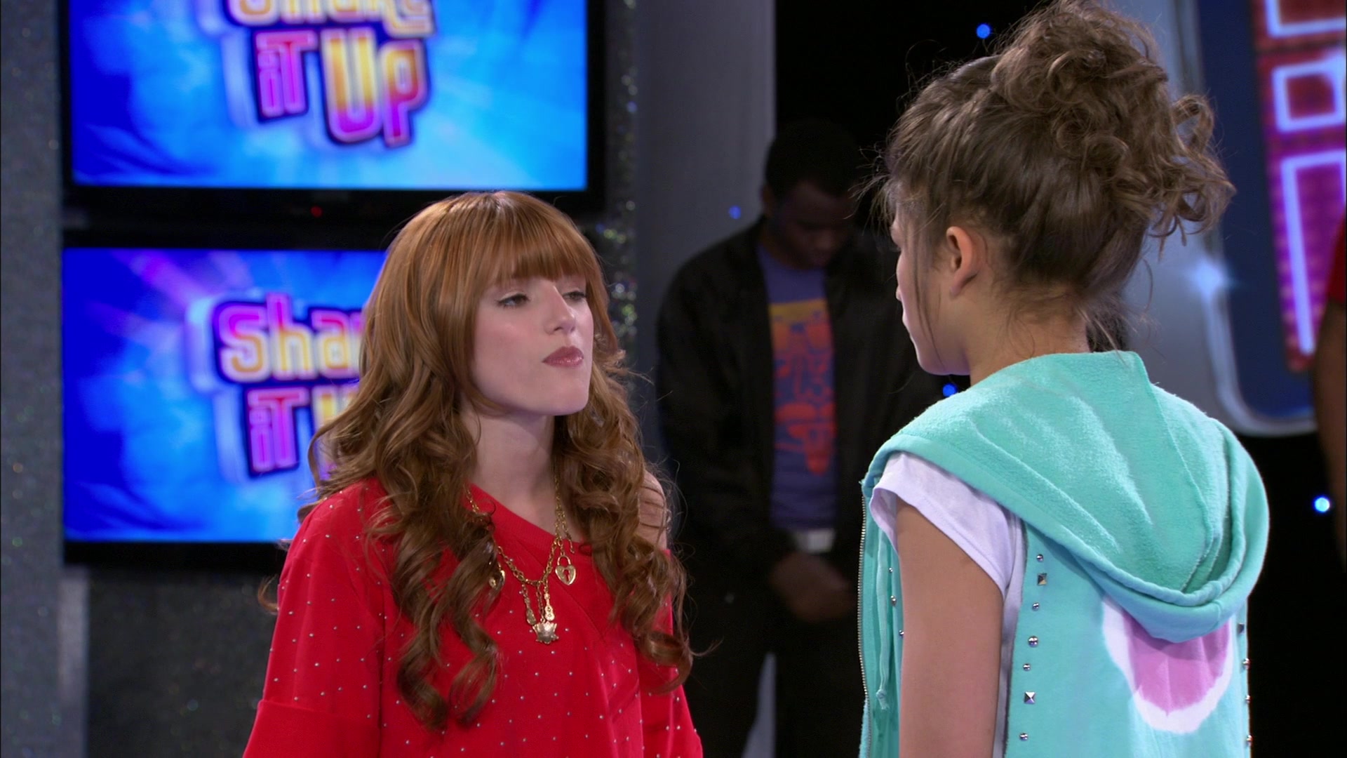 Shake_It_Up_S01E18_1080p_BTD_000634.jpg