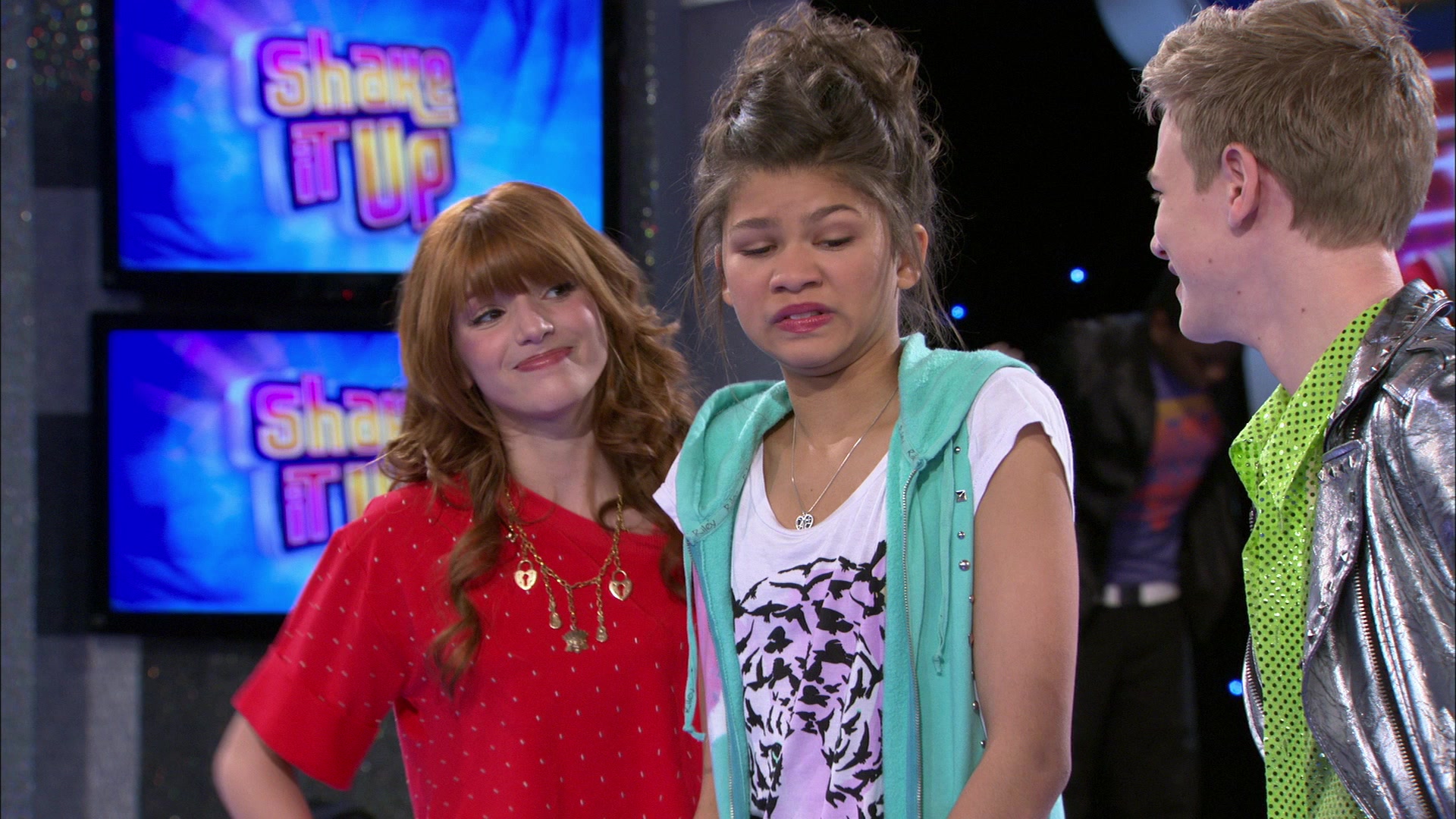 Shake_It_Up_S01E18_1080p_BTD_000650.jpg