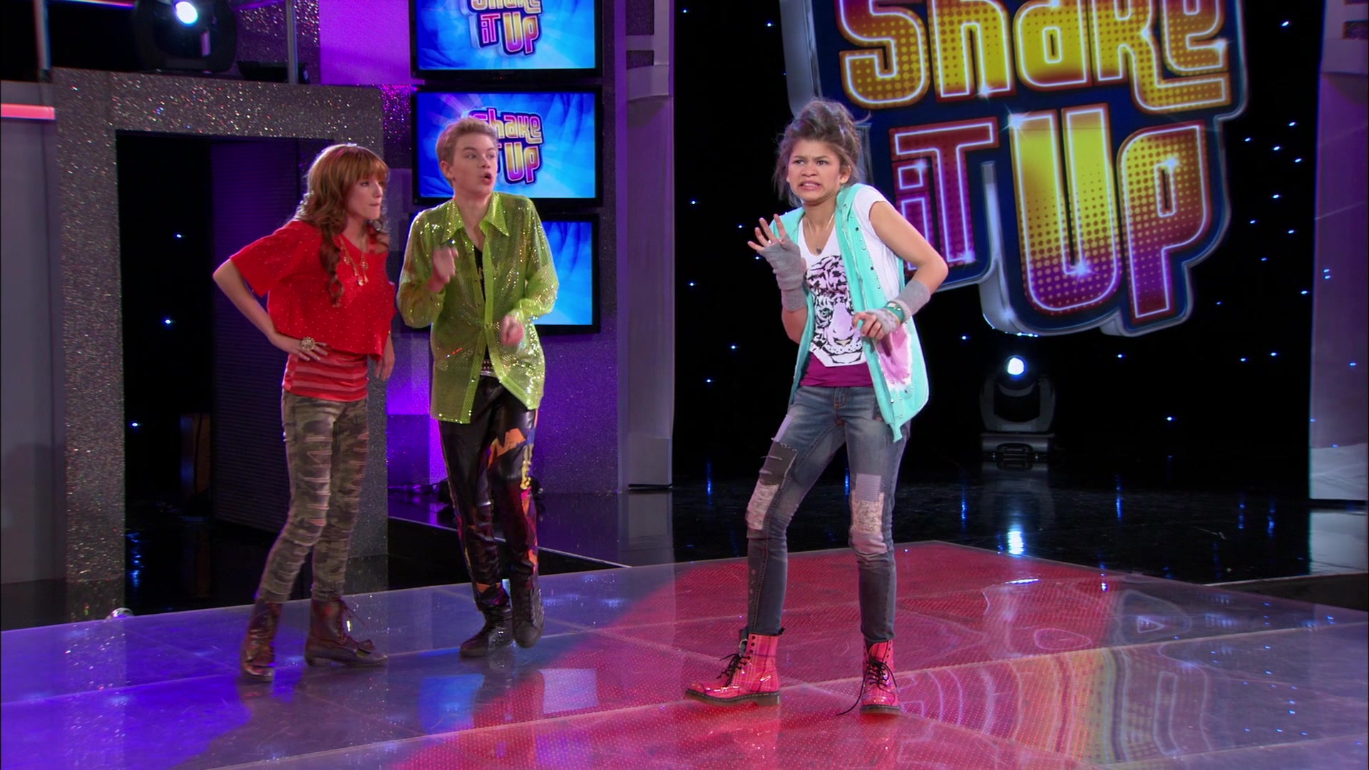 Shake_It_Up_S01E18_1080p_BTD_001007.jpg Shake_It_Up_S01E18_1080p_BTD_001007.jpg