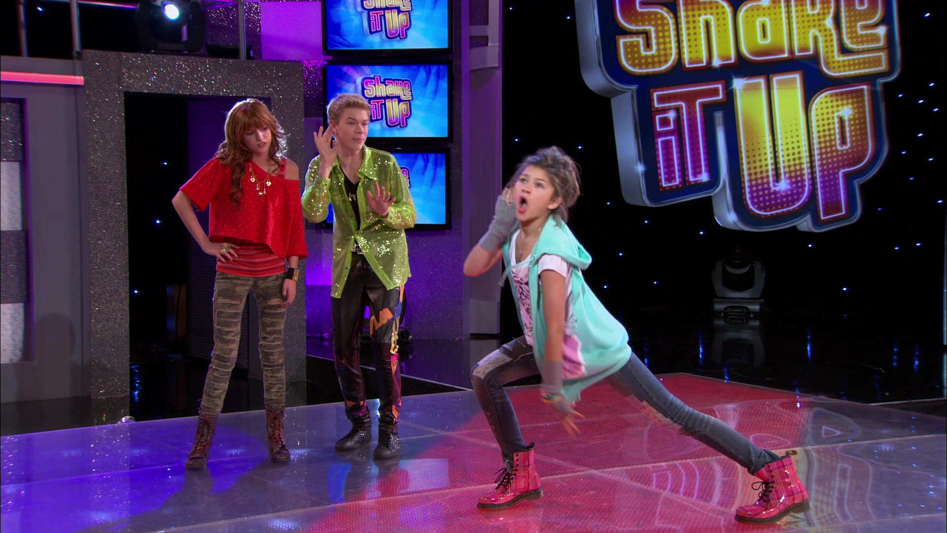 Shake_It_Up_S01E18_1080p_BTD_001015.jpg Shake_It_Up_S01E18_1080p_BTD_001015.jpg