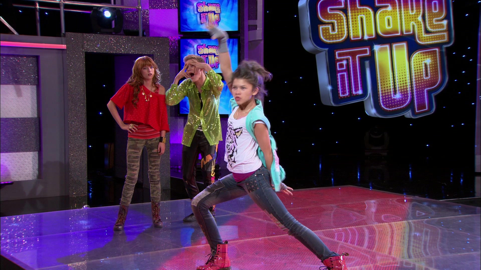 Shake_It_Up_S01E18_1080p_BTD_001027.jpg