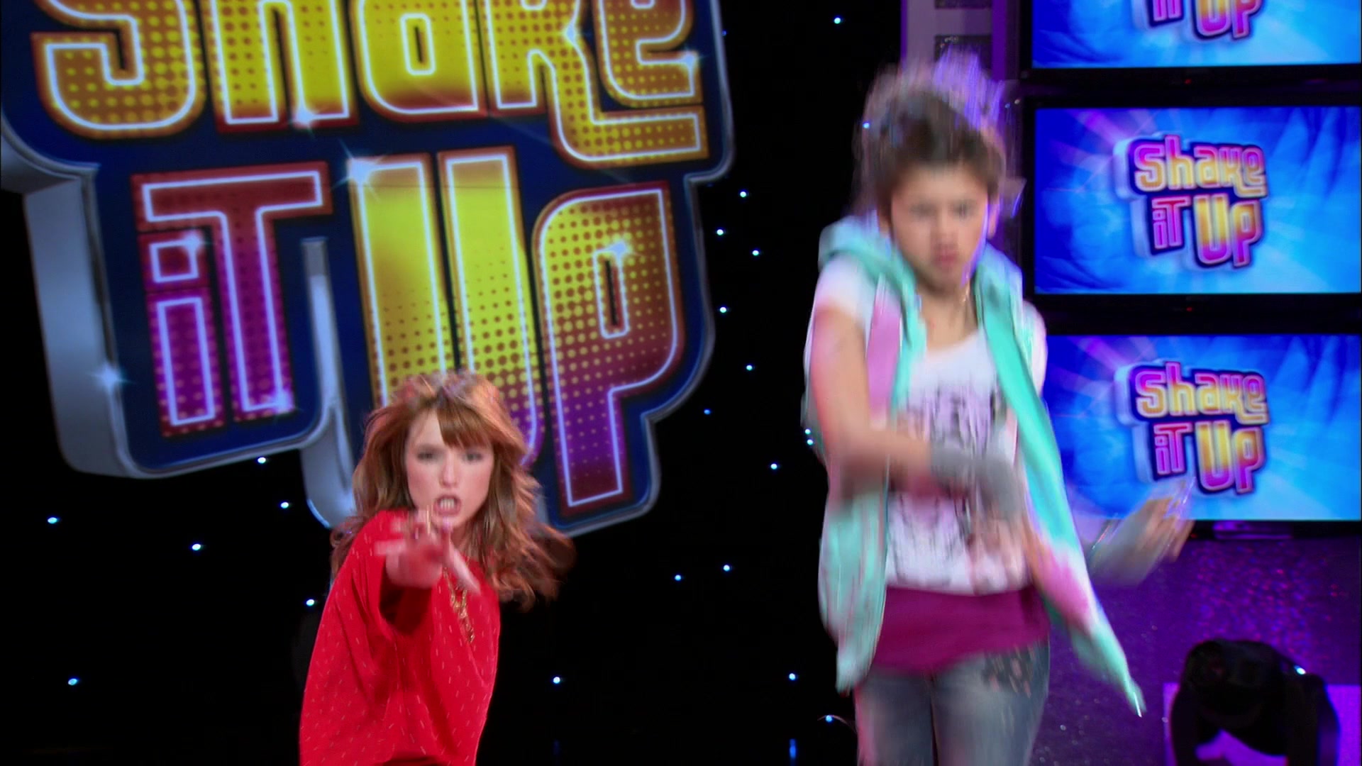 Shake_It_Up_S01E18_1080p_BTD_001046.jpg
