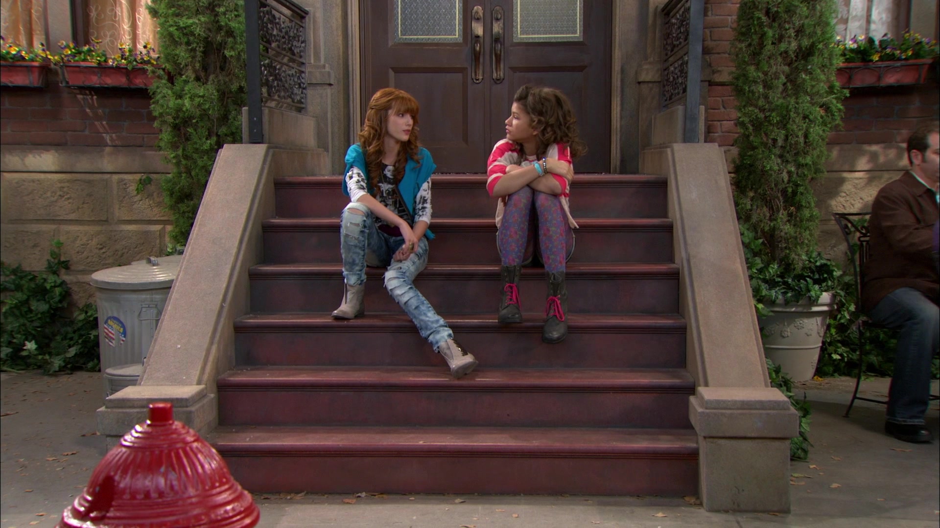 Shake_It_Up_S01E18_1080p_BTD_001677.jpg