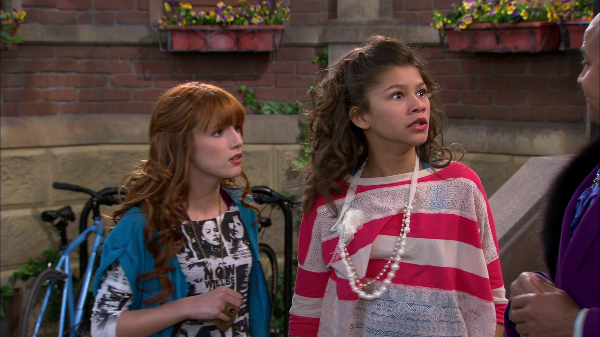 Shake_It_Up_S01E18_1080p_BTD_001778.jpg