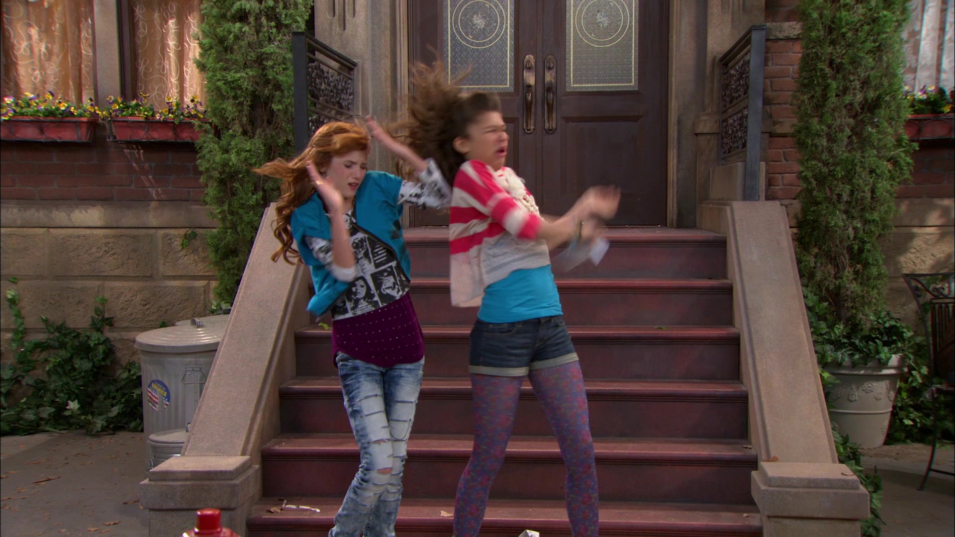 Shake_It_Up_S01E18_1080p_BTD_001801.jpg