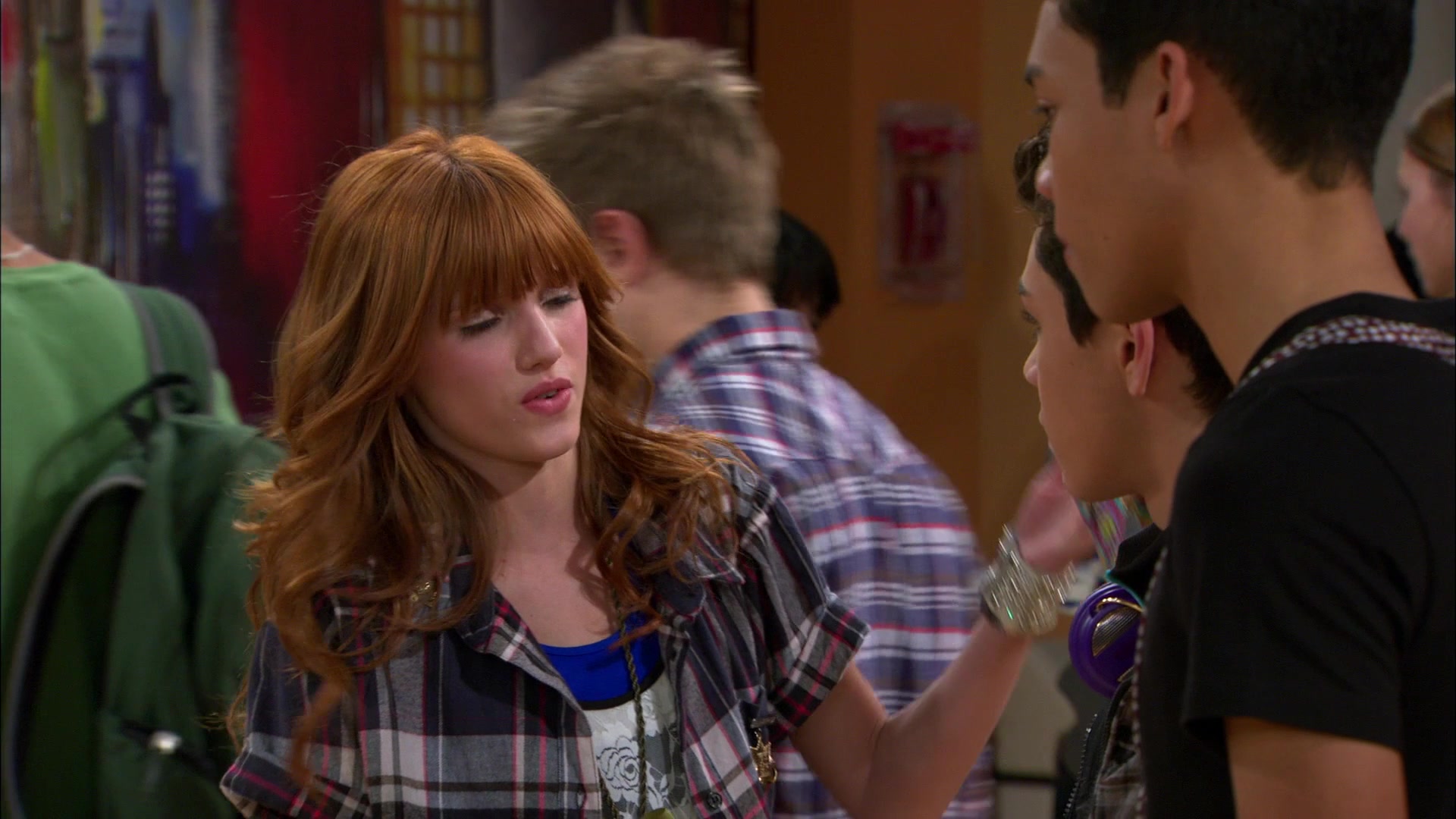 Shake_It_Up_S01E18_1080p_BTD_002077.jpg