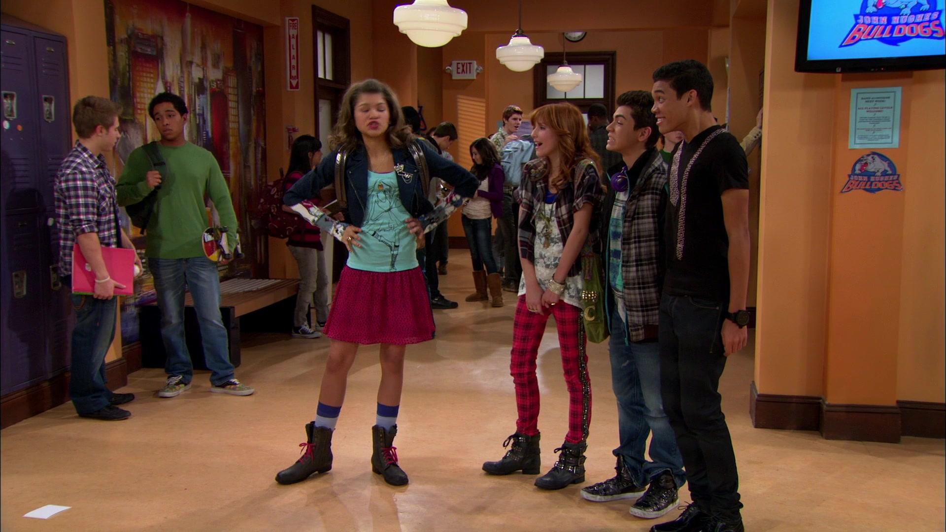 Shake_It_Up_S01E18_1080p_BTD_002161.jpg