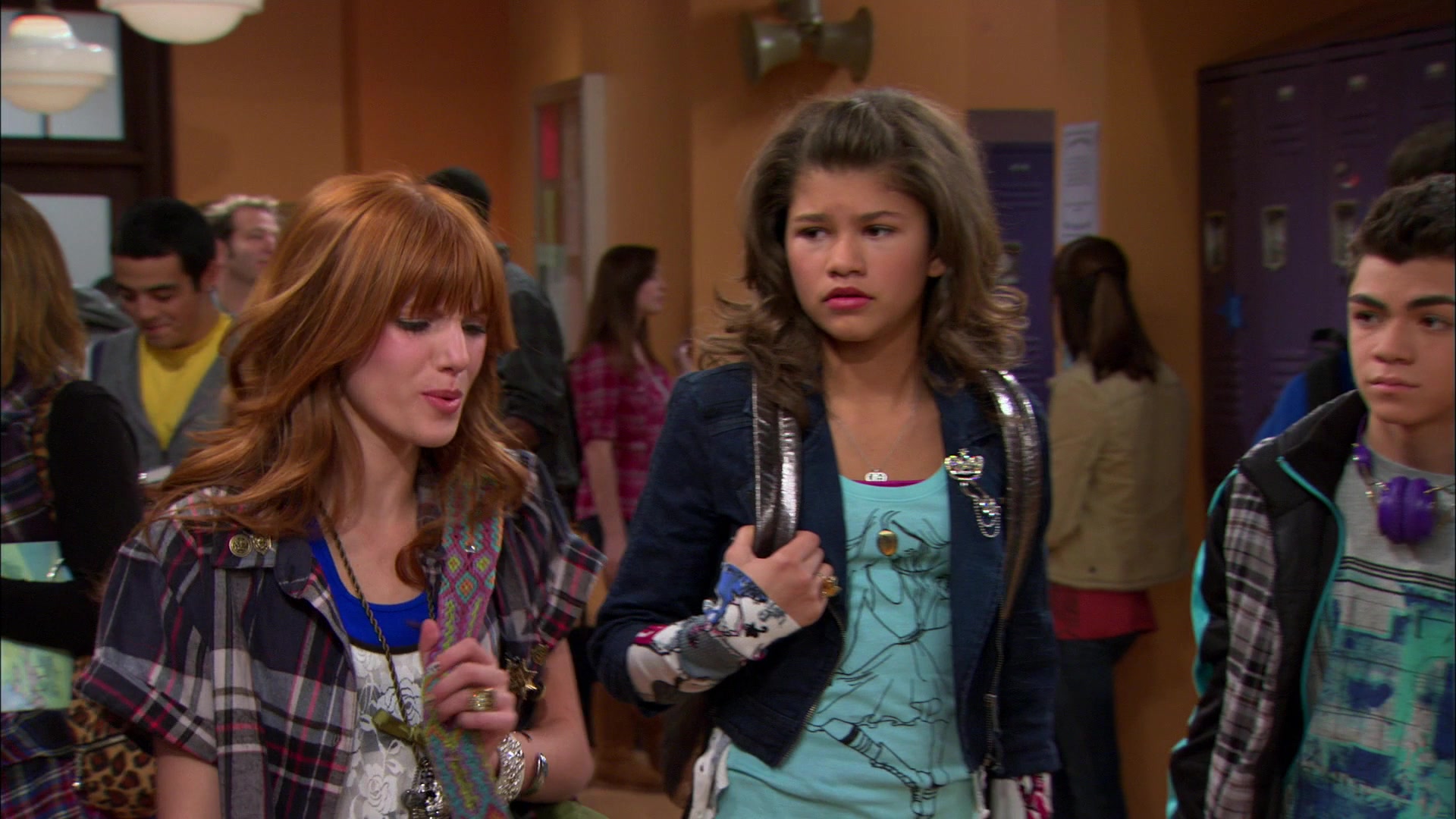 Shake_It_Up_S01E18_1080p_BTD_002246.jpg
