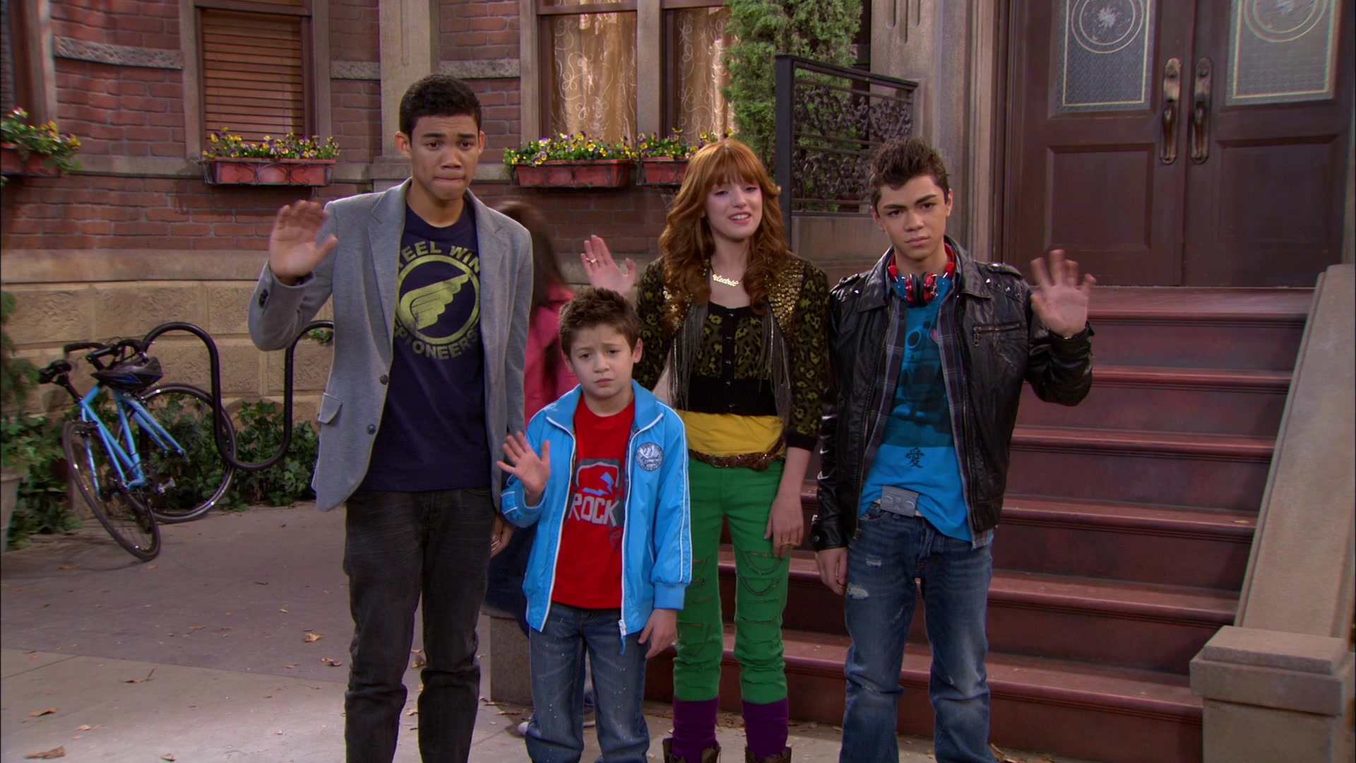 Shake_It_Up_S01E18_1080p_BTD_002734.jpg