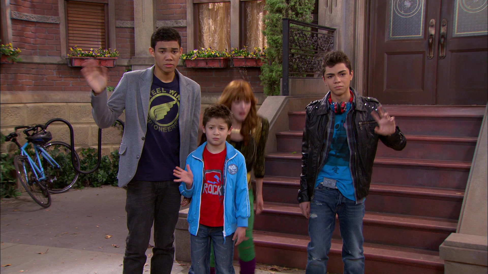 Shake_It_Up_S01E18_1080p_BTD_002738.jpg Shake_It_Up_S01E18_1080p_BTD_002738.jpg
