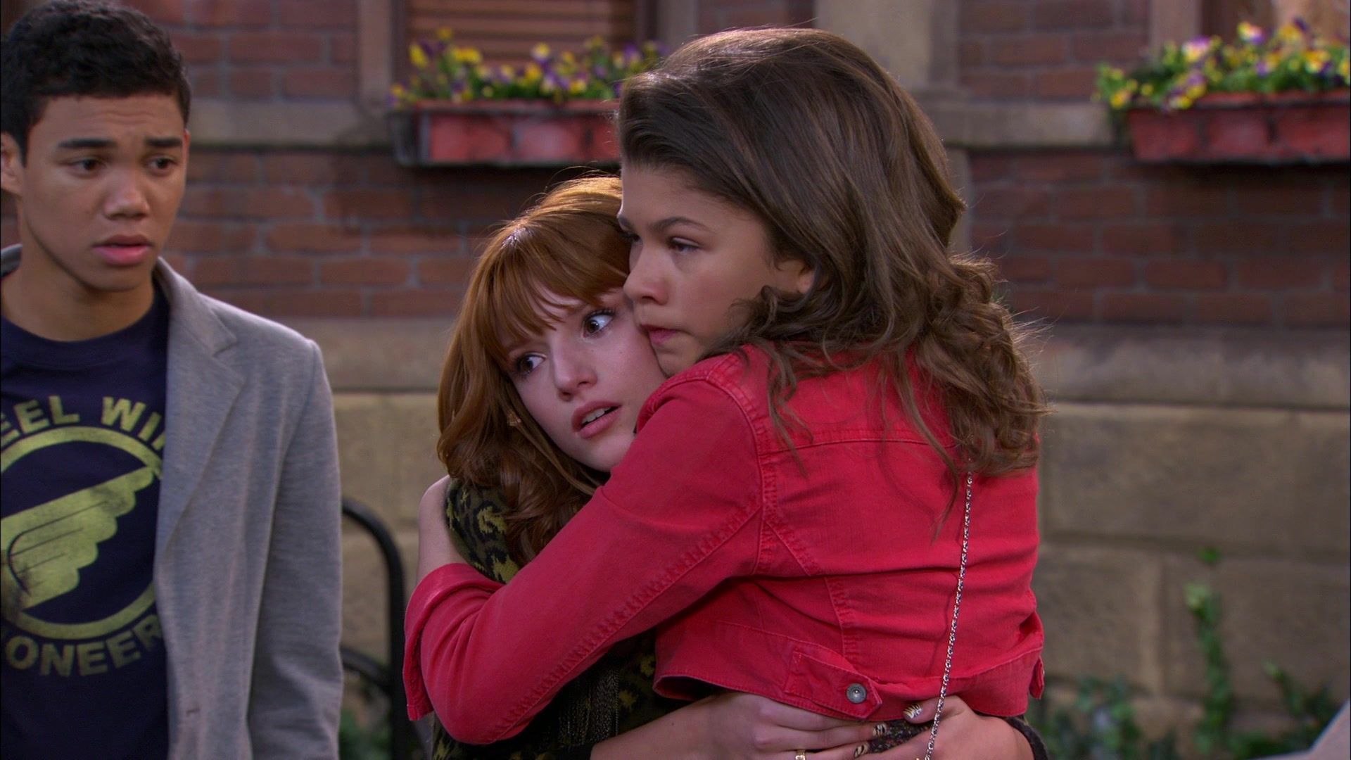 Shake_It_Up_S01E18_1080p_BTD_002838.jpg