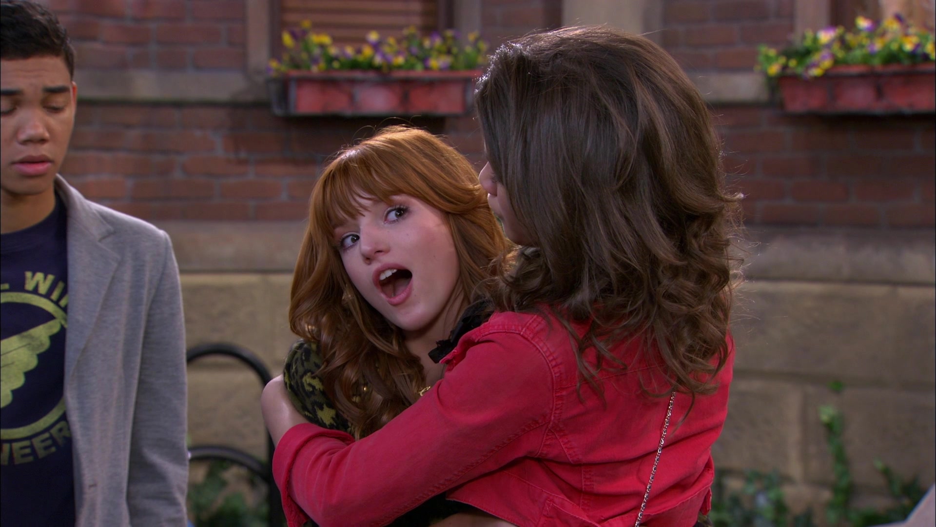 Shake_It_Up_S01E18_1080p_BTD_002847.jpg