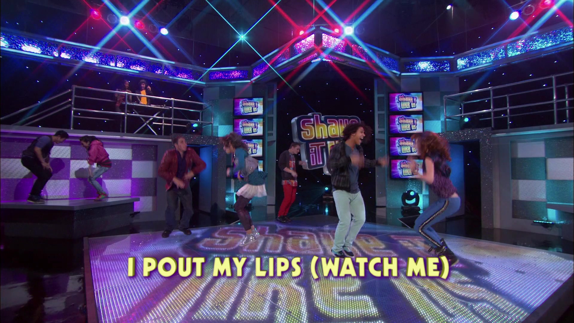 Shake_It_Up_S01E19_1080p_000125.jpg