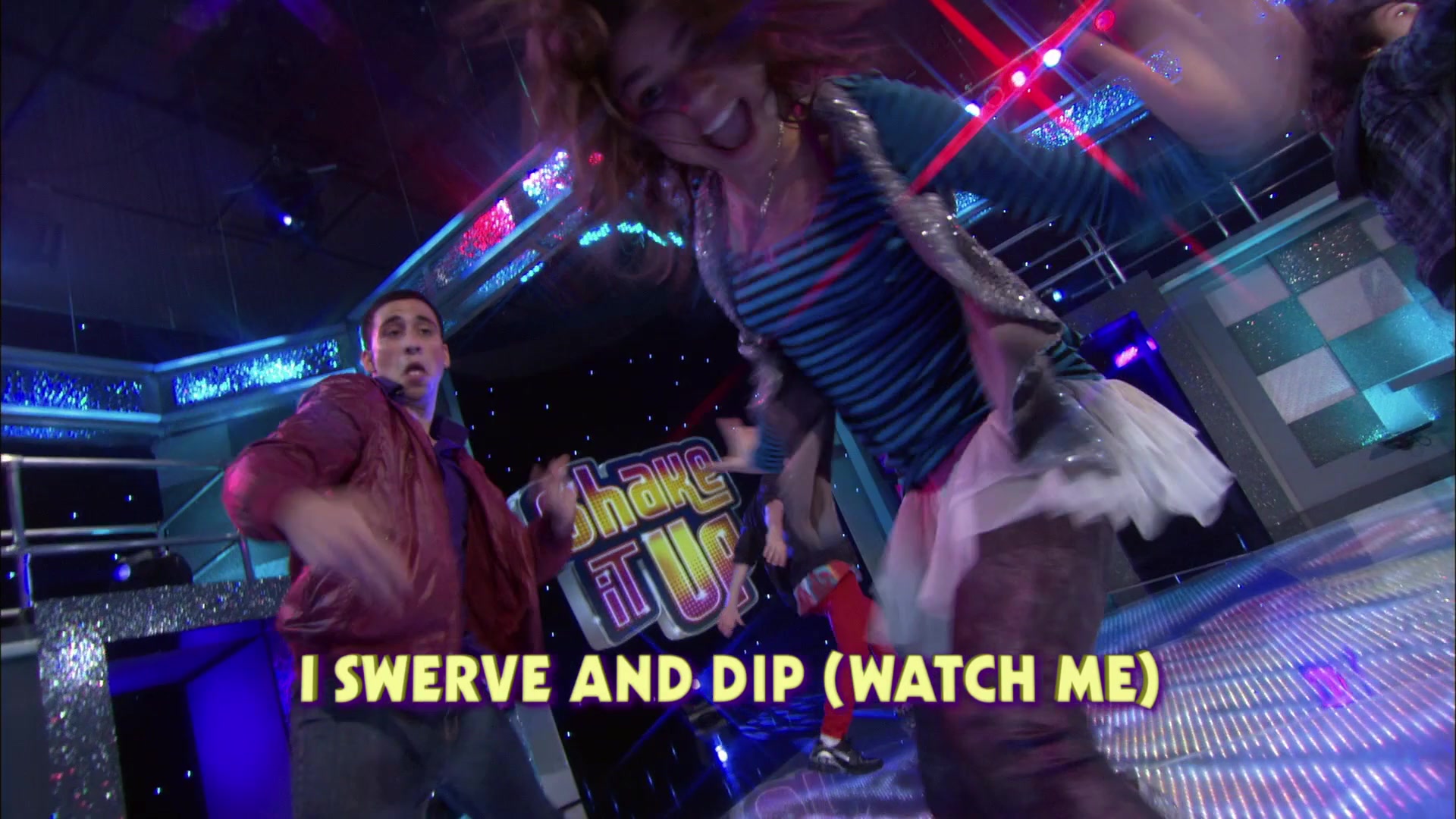 Shake_It_Up_S01E19_1080p_000127.jpg
