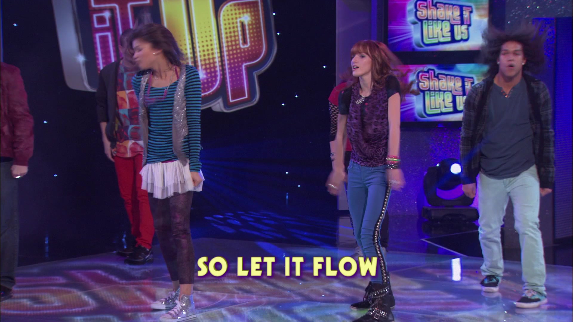 Shake_It_Up_S01E19_1080p_000142.jpg