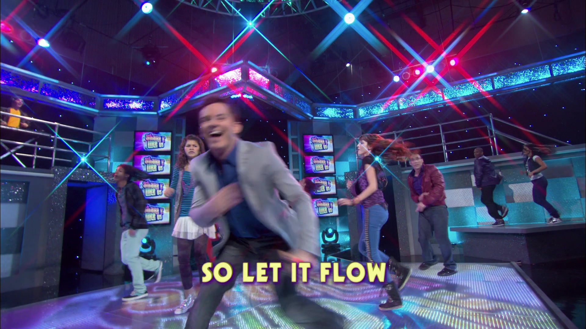 Shake_It_Up_S01E19_1080p_000195.jpg