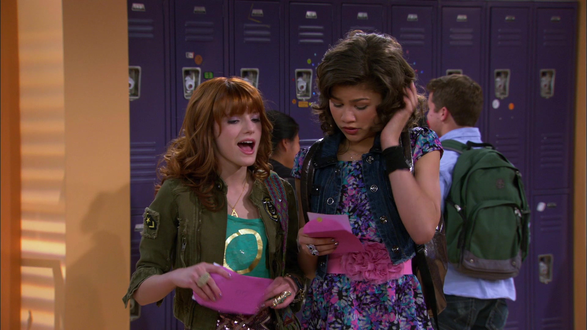 Shake_It_Up_S01E19_1080p_000500.jpg