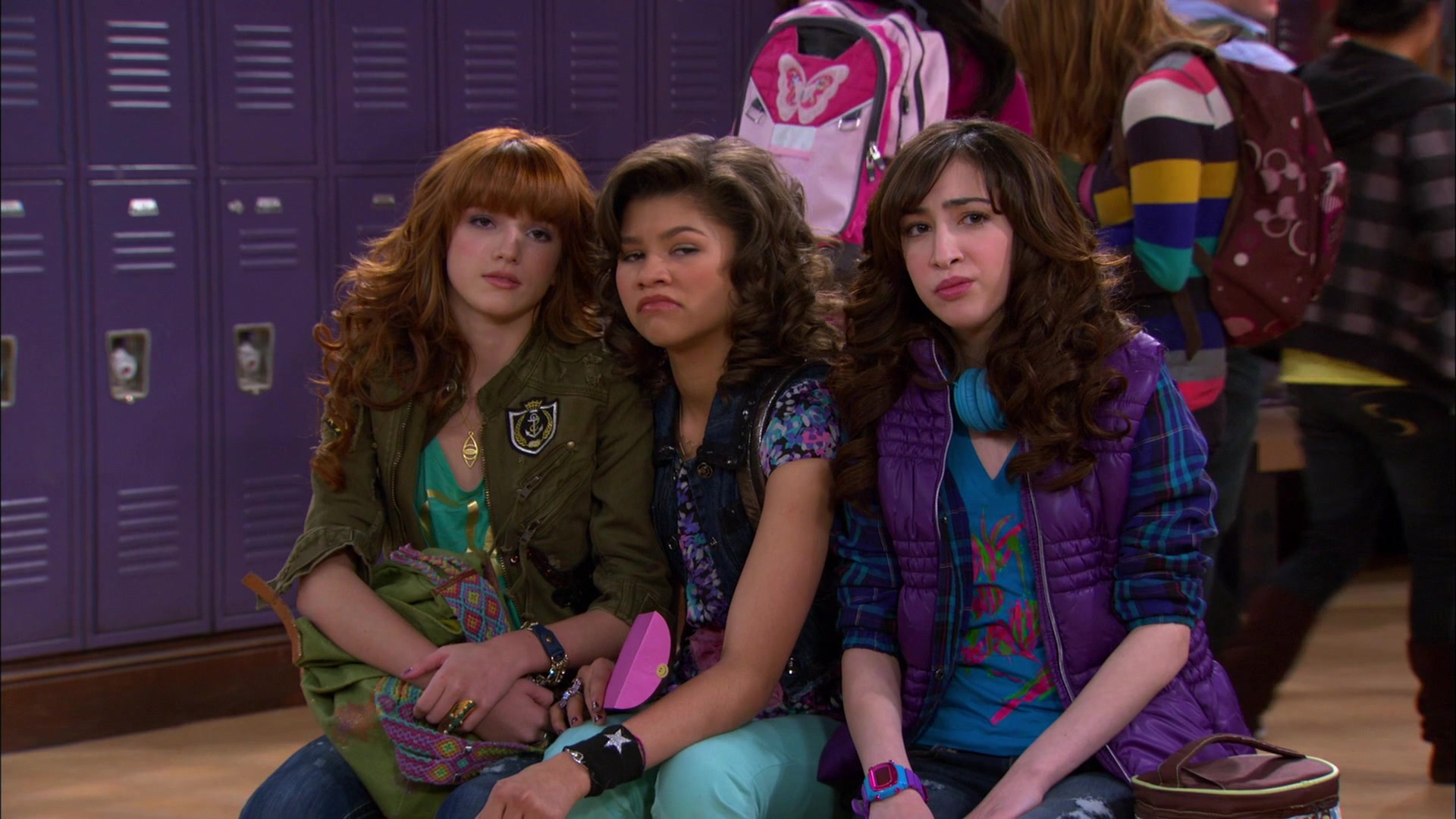 Shake_It_Up_S01E19_1080p_000664.jpg